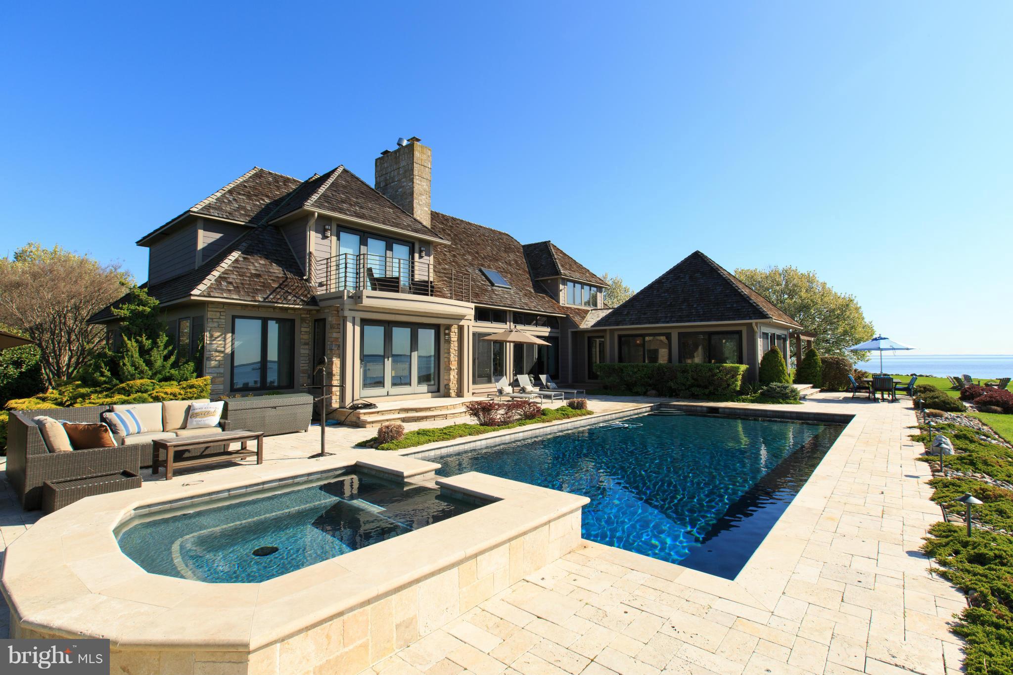 COVE CREEK CLUB - Residential