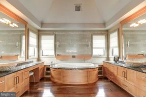 COVE CREEK CLUB - Residential