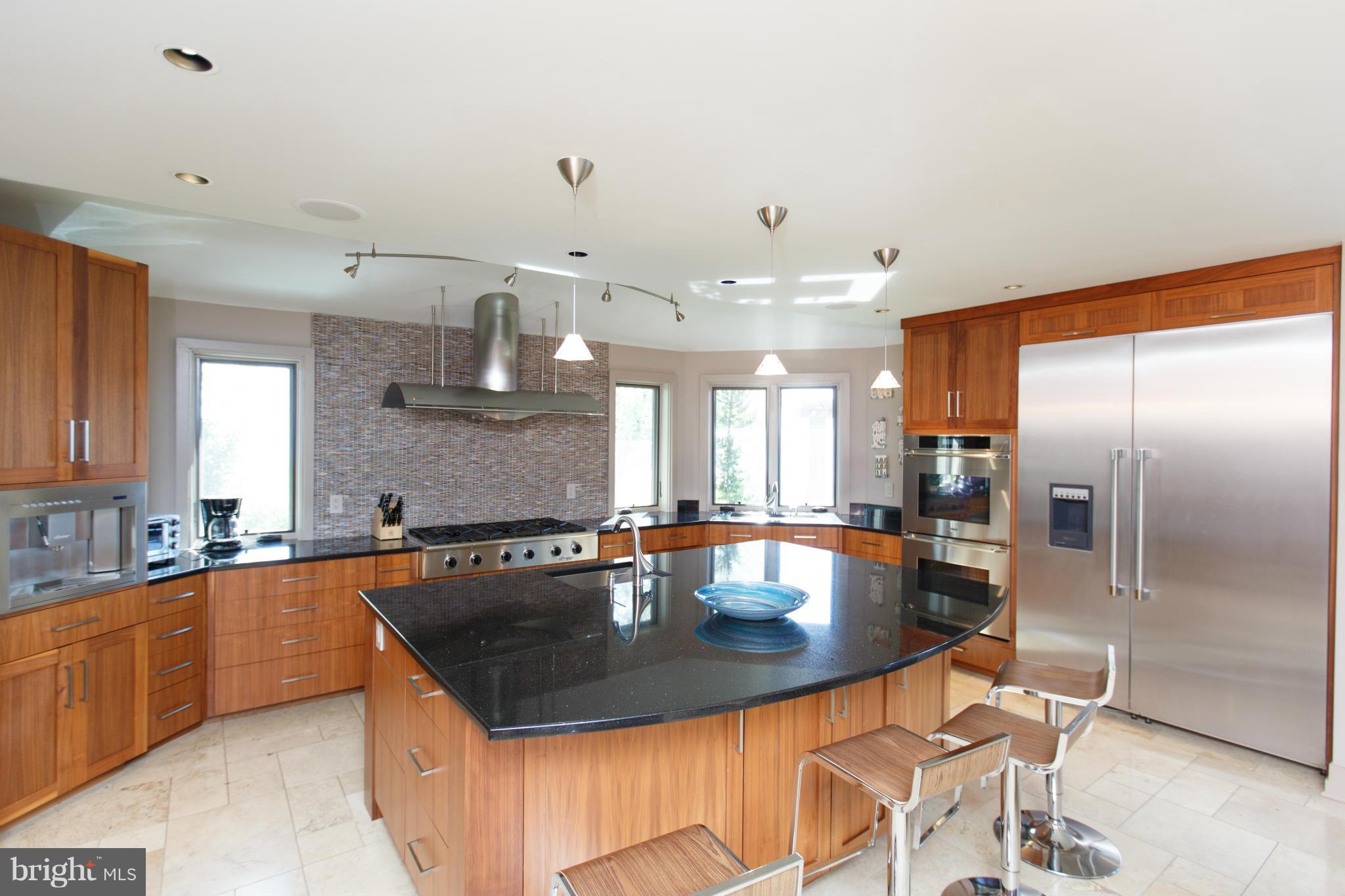 COVE CREEK CLUB - Residential