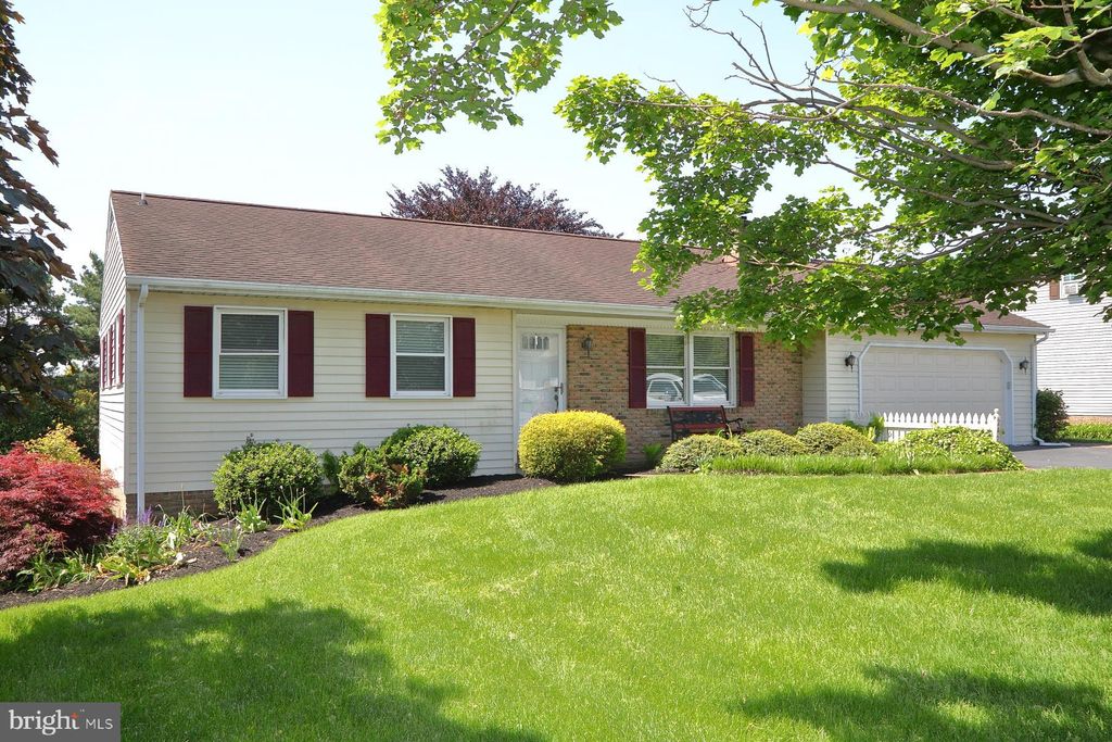 Photo of 2426 Mount Pleasant Road, MOUNT JOY, PA 17552 (MLS # PALA2068984)