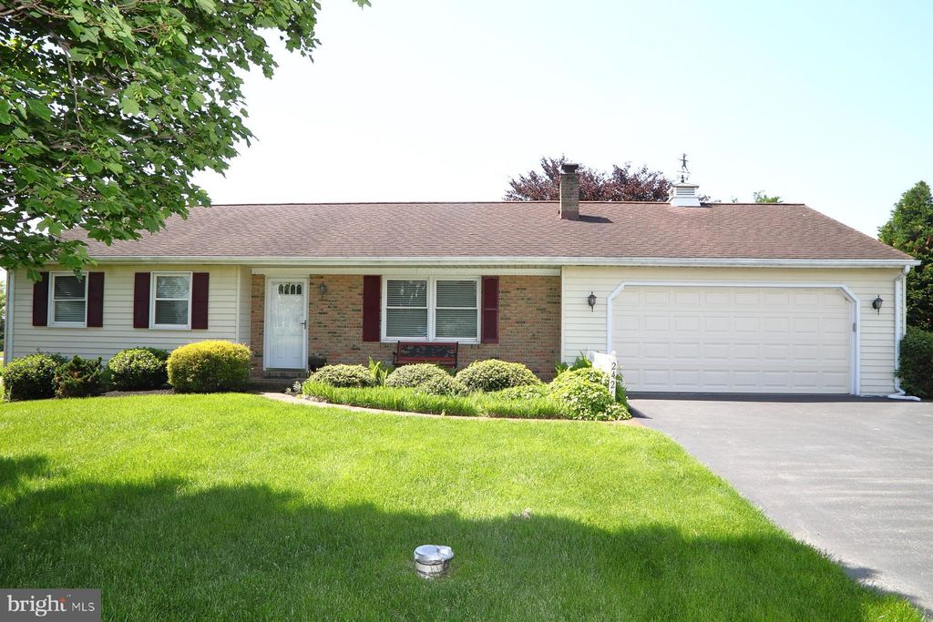 Photo of 2426 Mount Pleasant Road, MOUNT JOY, PA 17552 (MLS # PALA2068984)