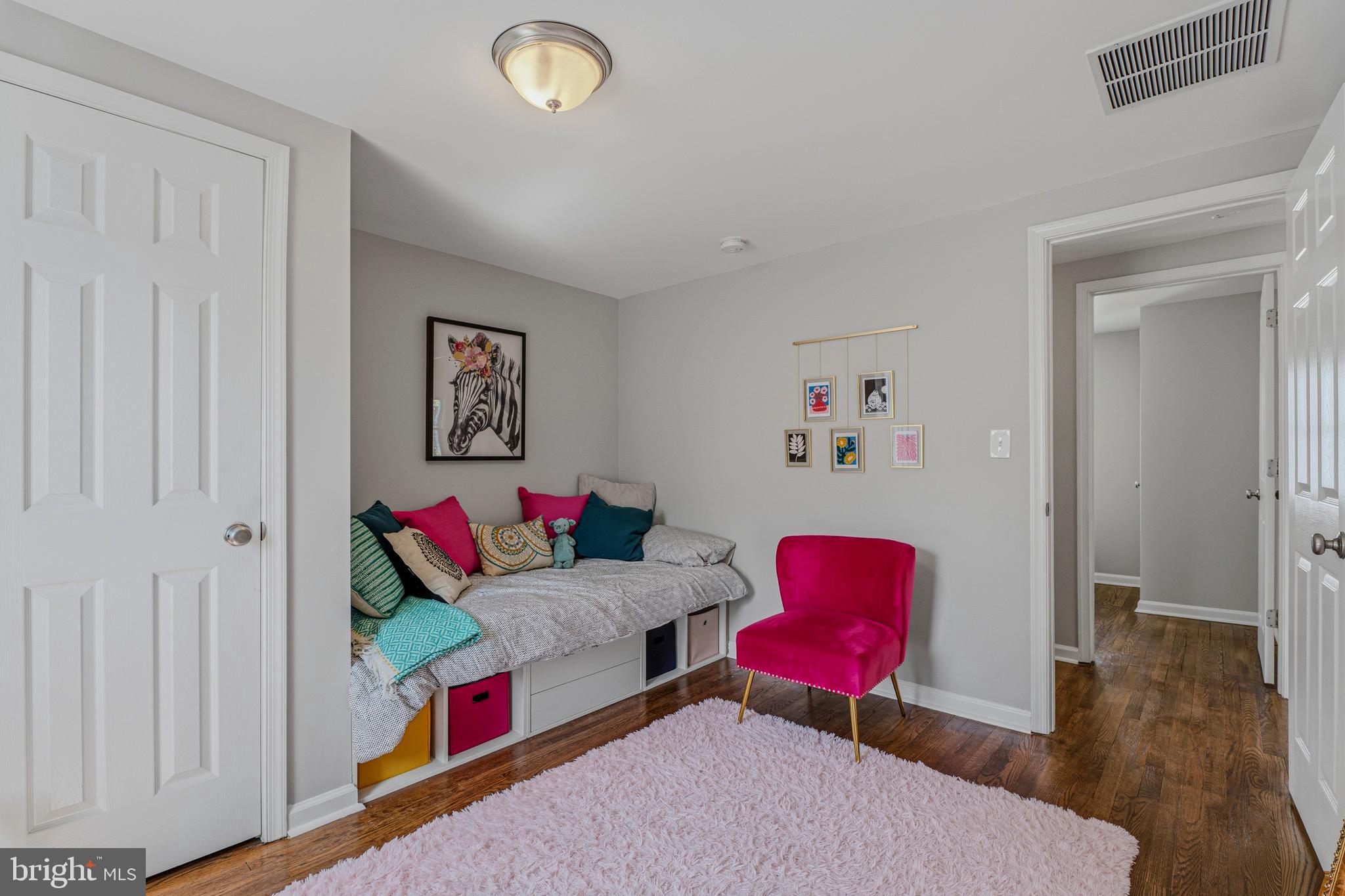GREENBRIER - Residential
