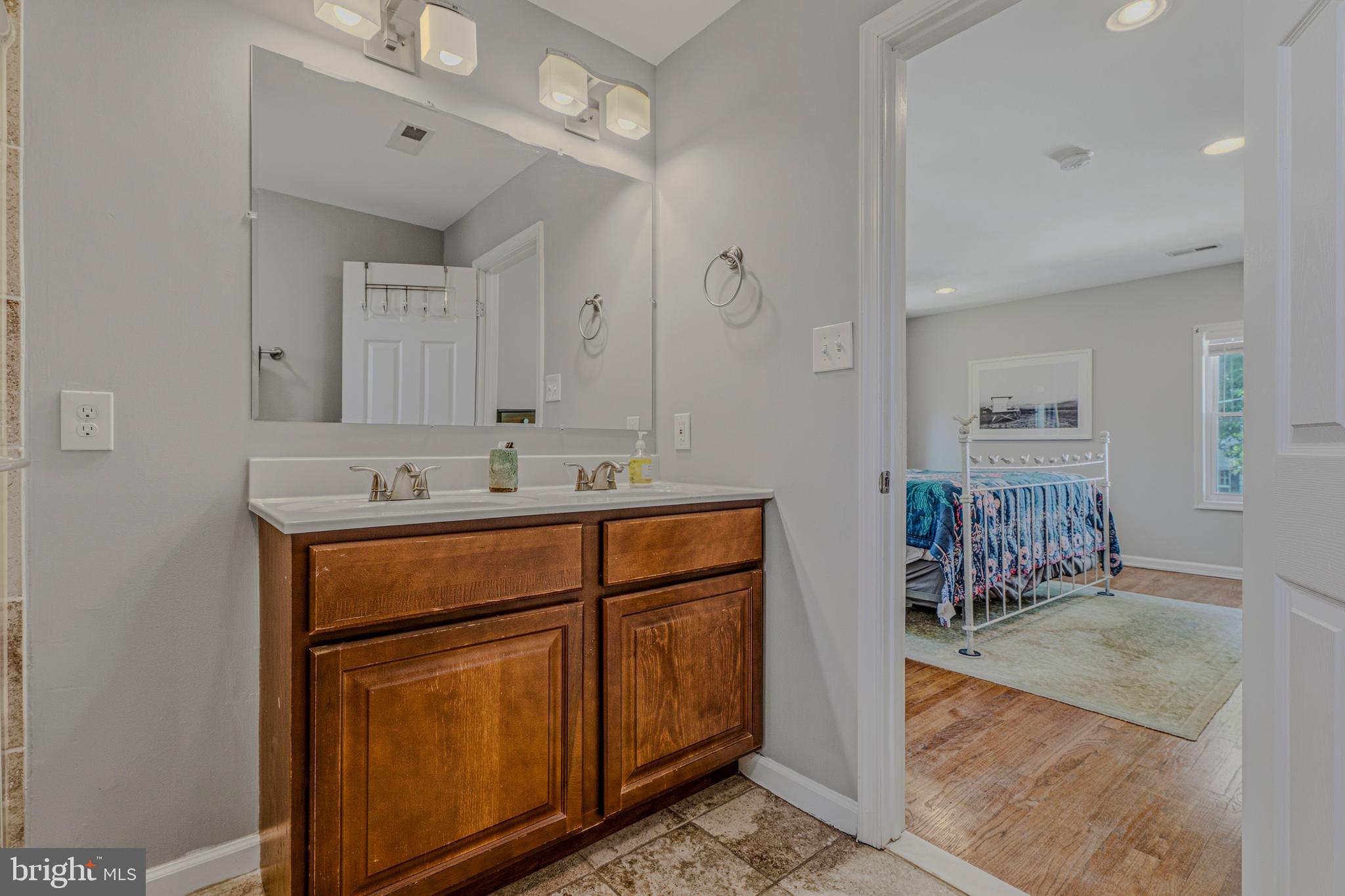 GREENBRIER - Residential