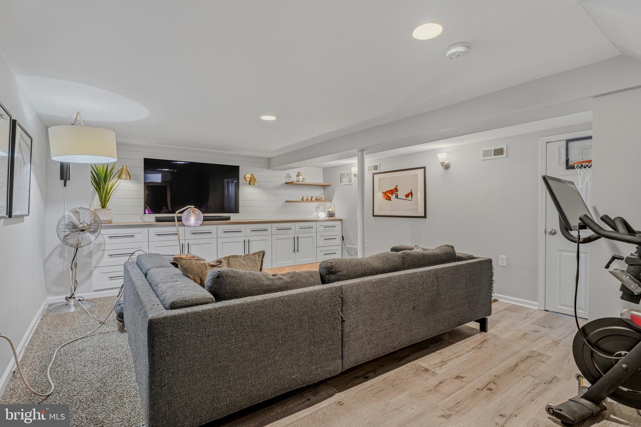GREENBRIER - Residential