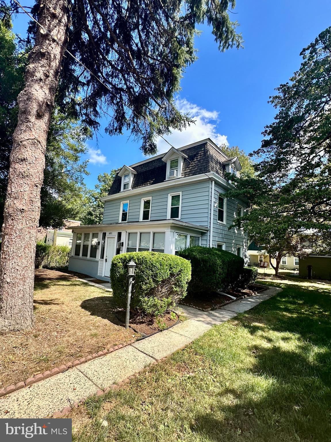 That home that you have been waiting for has finally come to the market in the award winning Wallingford-Swarthmore School District. Freshly Painted... Bright and Sunny... Just waiting for your personal touches. Imagine the possibilities of what can be done with 5 bedrooms. Do you need a home office or craft room or yoga space? How about an updated kitchen with vented microwave, dishwasher, garbage disposal and stainless steel appliances? What about a first floor laundry/mudroom? Imagine the opportunities that can be created outside. Plenty of room for corn hole, a fire pit or shed. Sapovits Park is close by for hoops and other outdoor activities. Minutes from downtown Media, The Blue Route, The Septa Trolley and 95. Oh so close to restaurants, grocery stores, shopping and Wawa. There are too many features to list. Take a look at the photos. Can you picture yourself living in this amazing home? Make an appointment today.