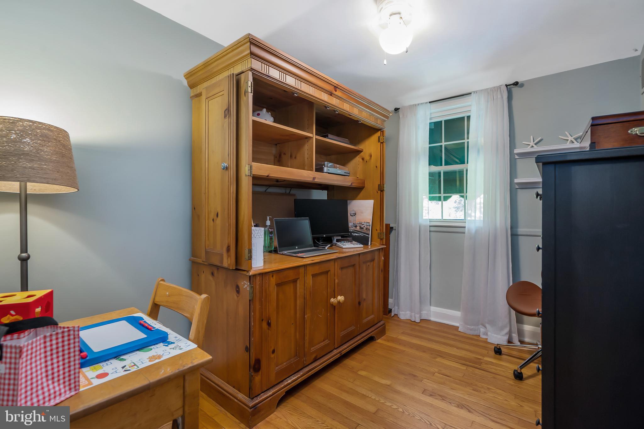 KNETTISHALL - Residential