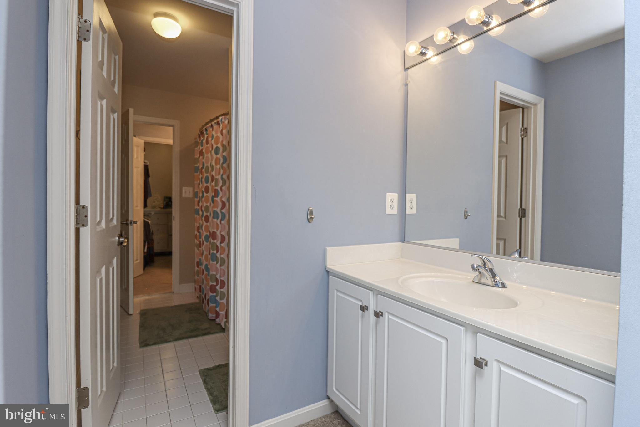 SOUTH RIDING - Residential