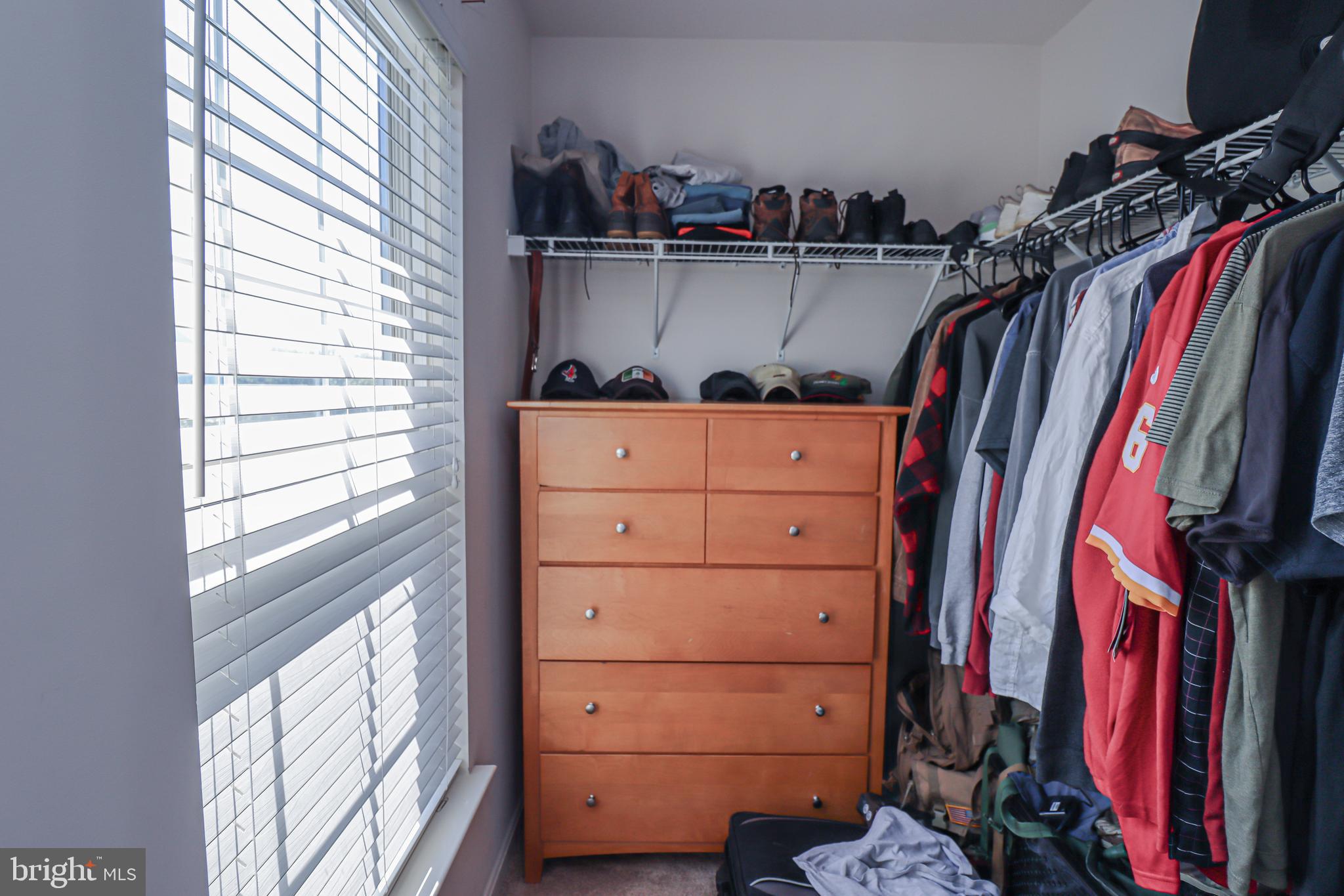 SOUTH RIDING - Residential