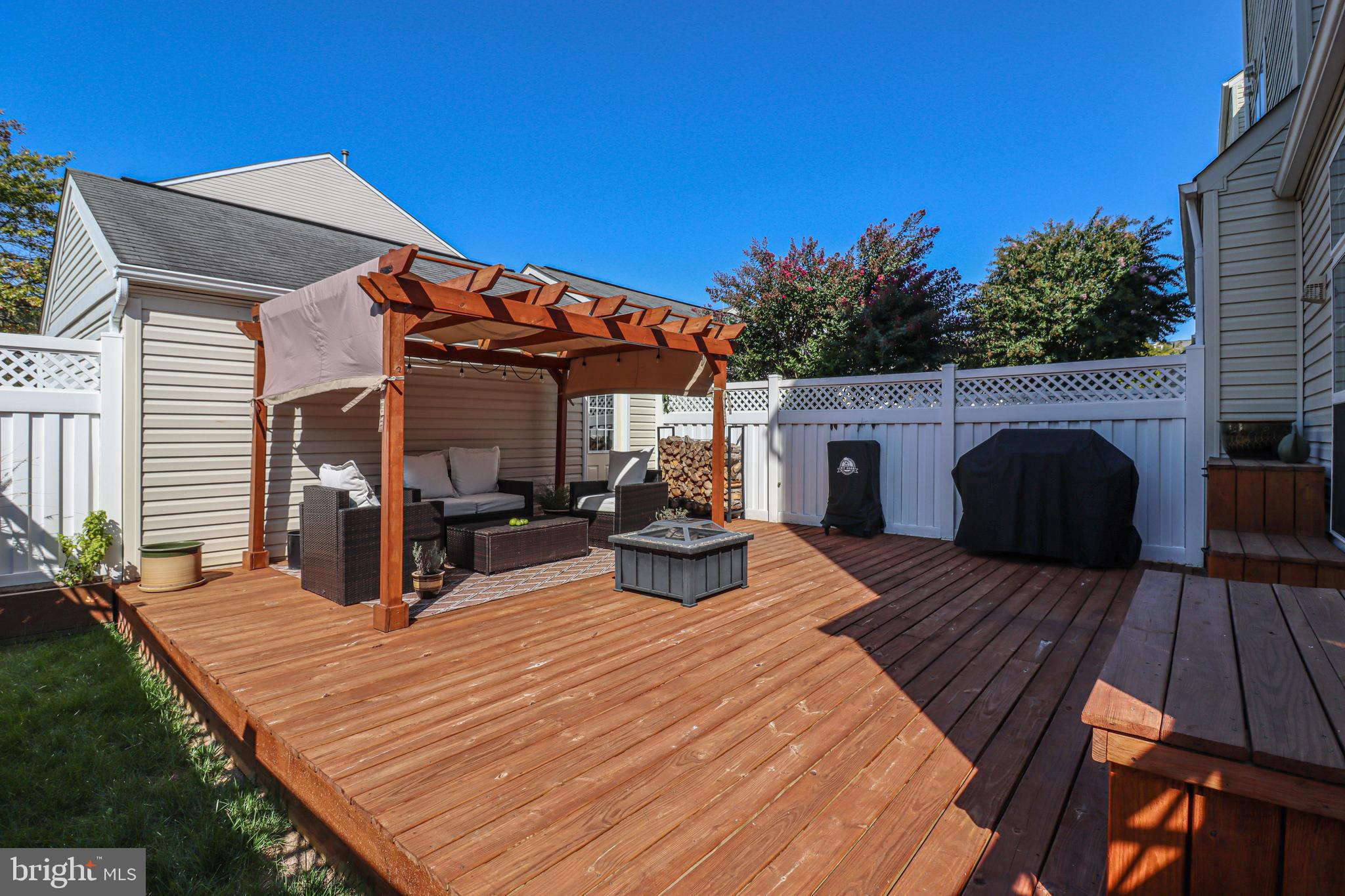 SOUTH RIDING - Residential