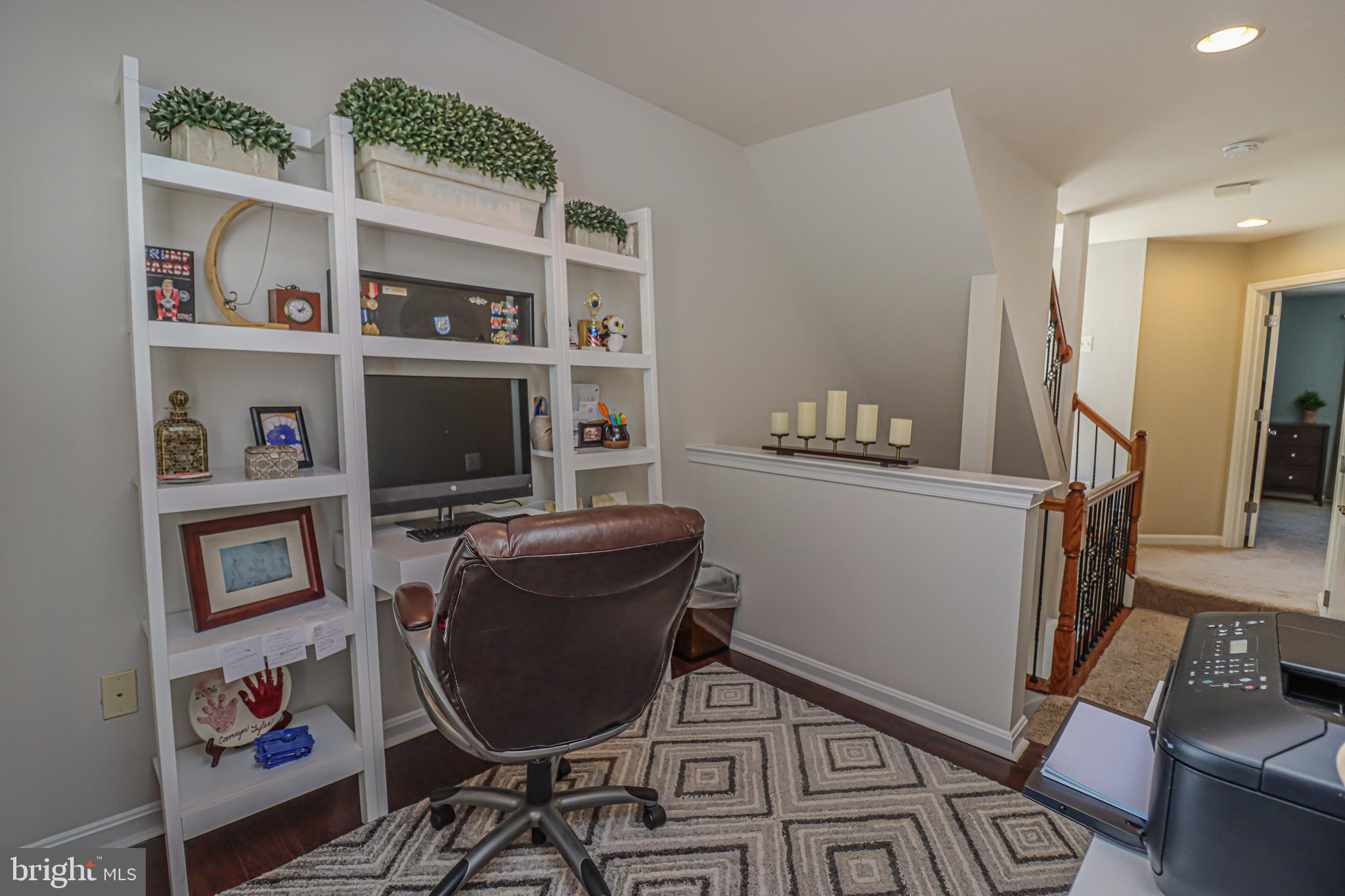 SOUTH RIDING - Residential