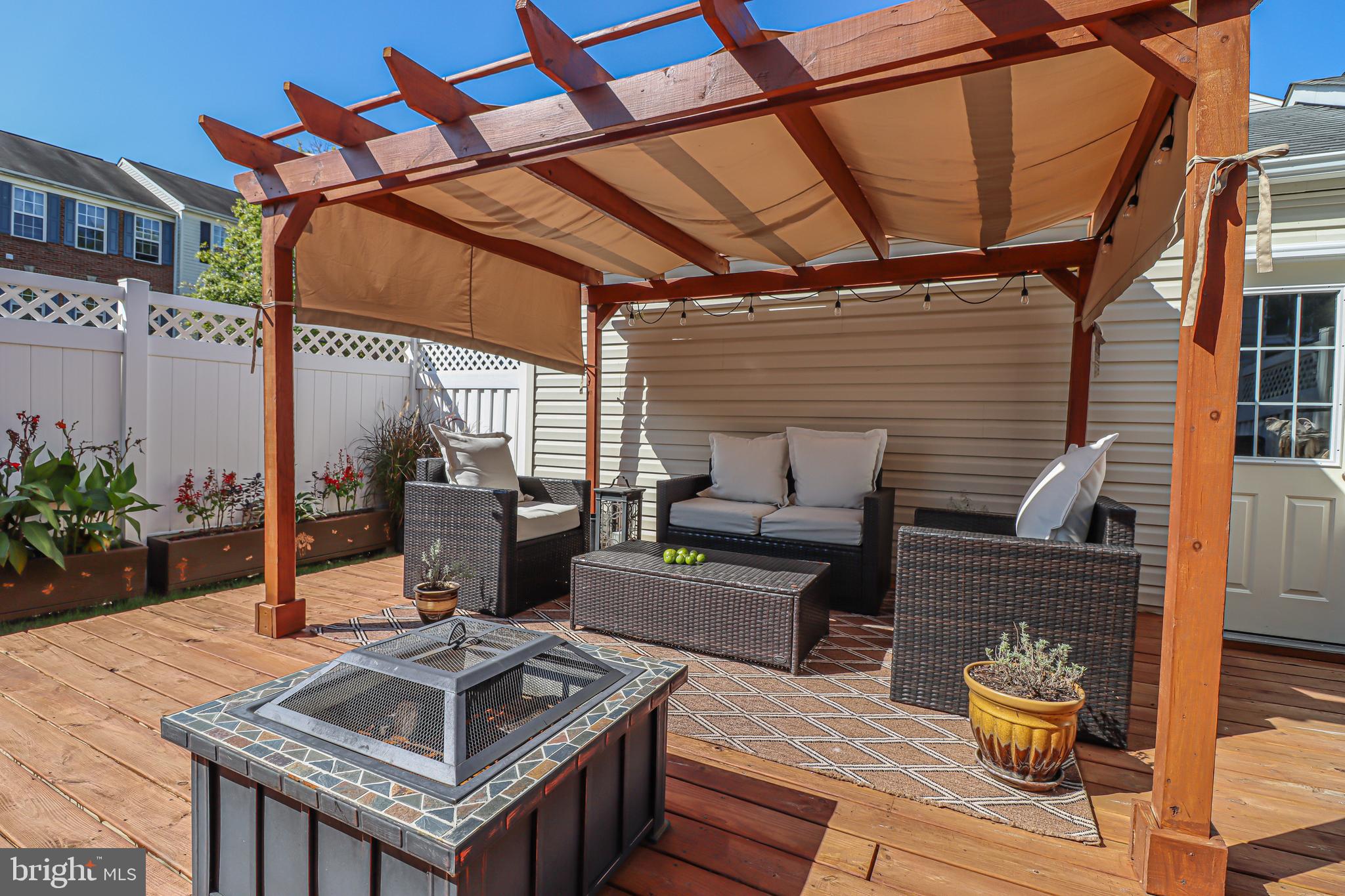 SOUTH RIDING - Residential