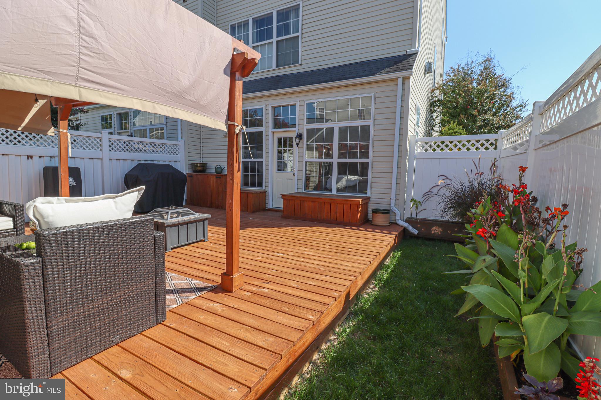 SOUTH RIDING - Residential