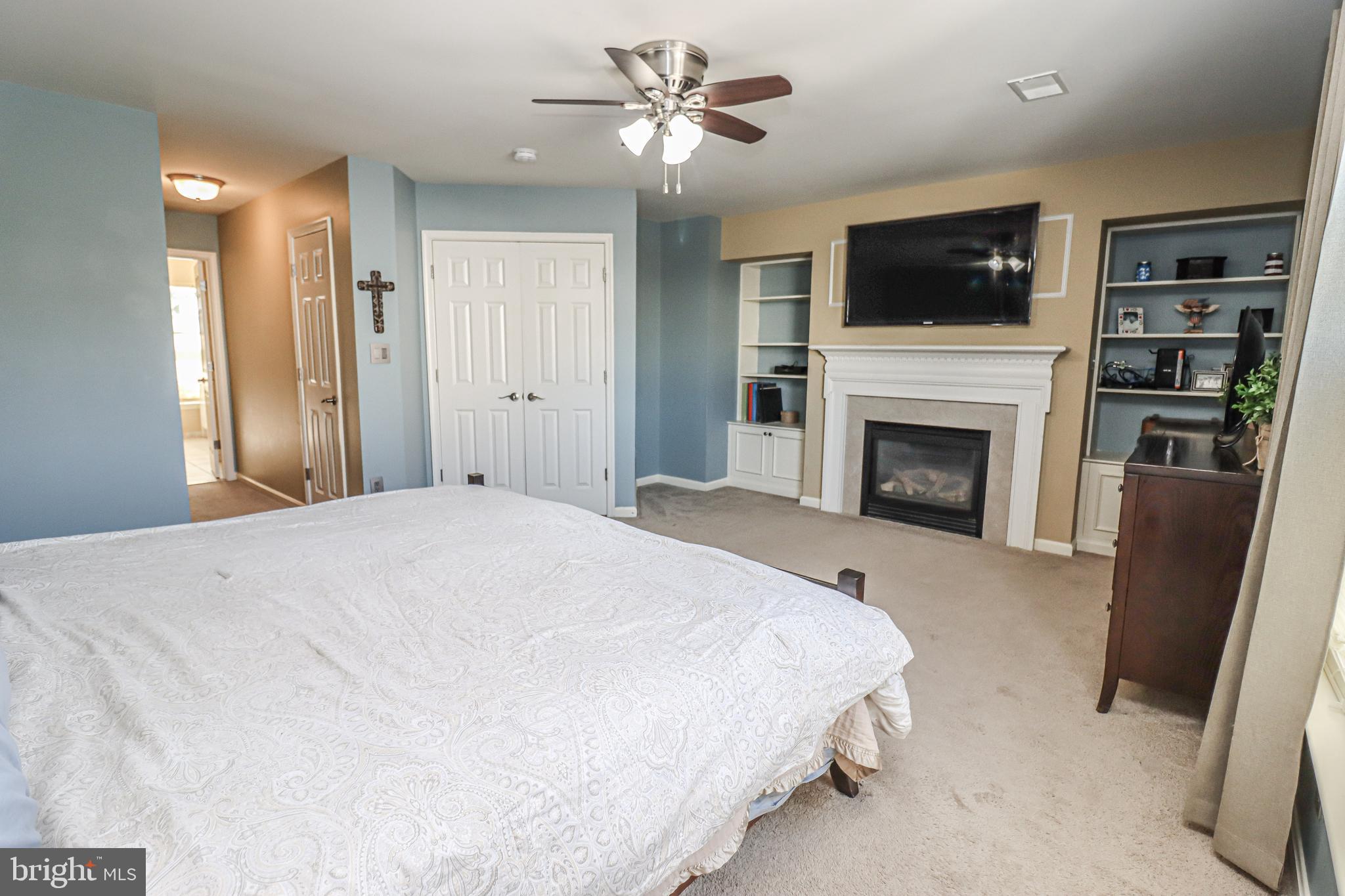 SOUTH RIDING - Residential