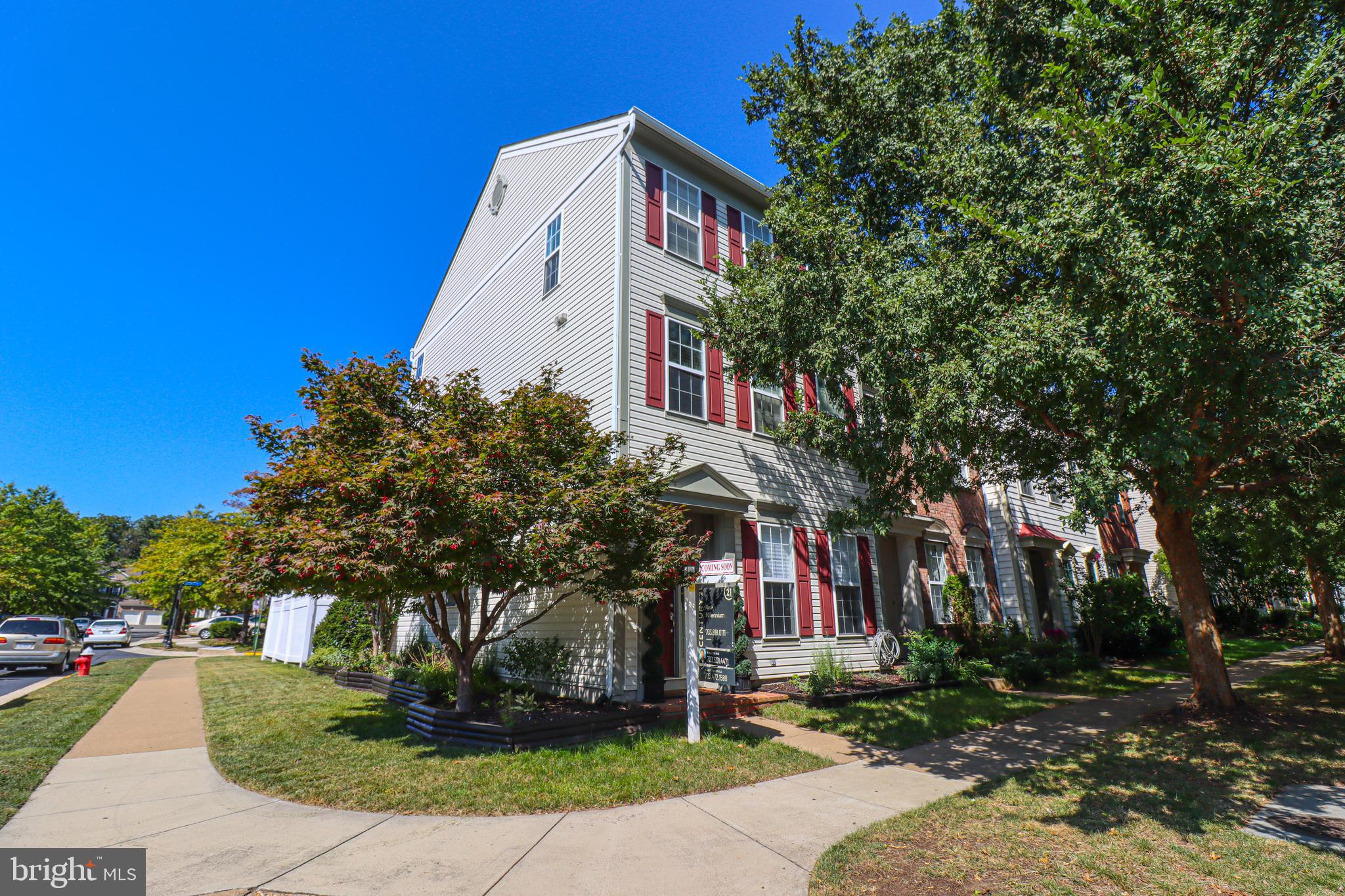 SOUTH RIDING - Residential