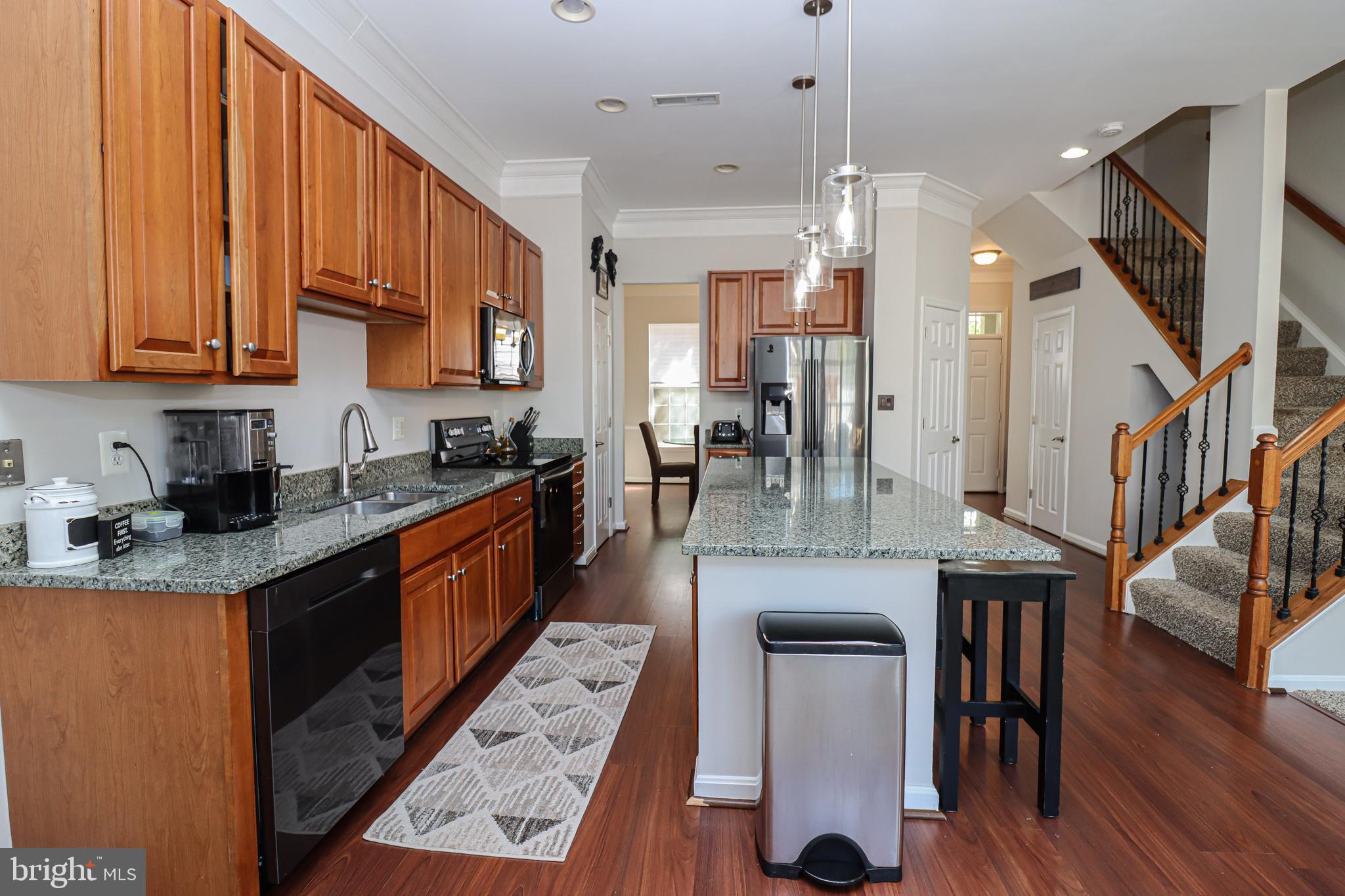 SOUTH RIDING - Residential