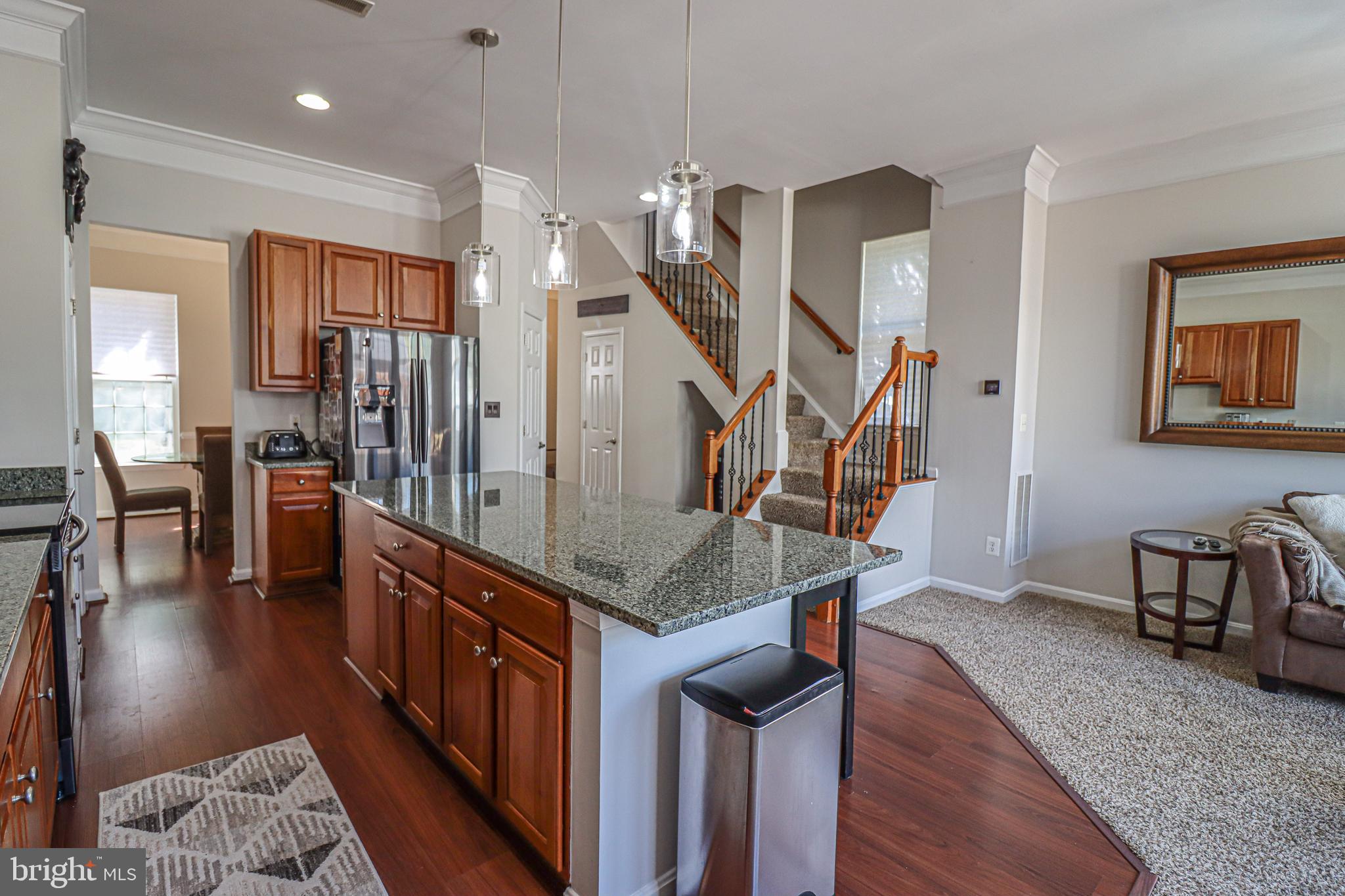 SOUTH RIDING - Residential