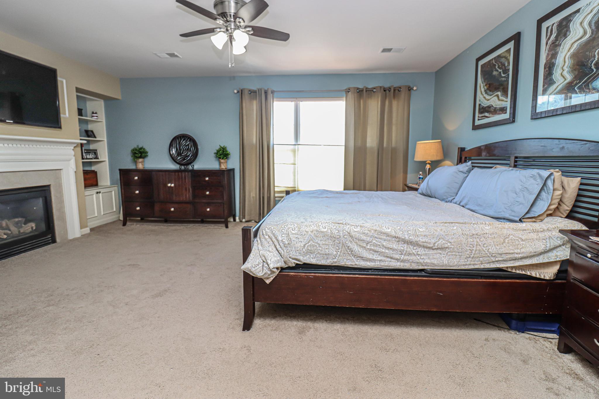 SOUTH RIDING - Residential