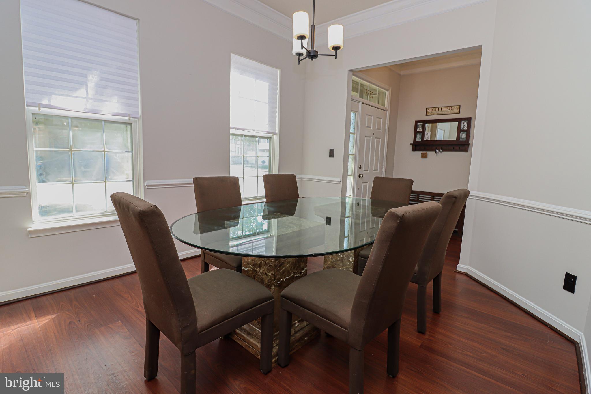 SOUTH RIDING - Residential