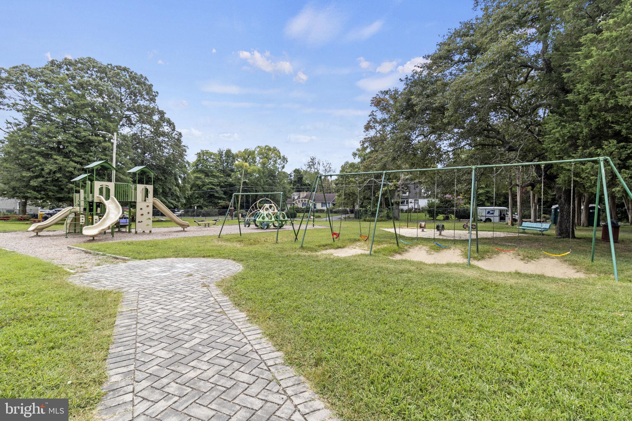 CAPE ST CLAIRE - Residential