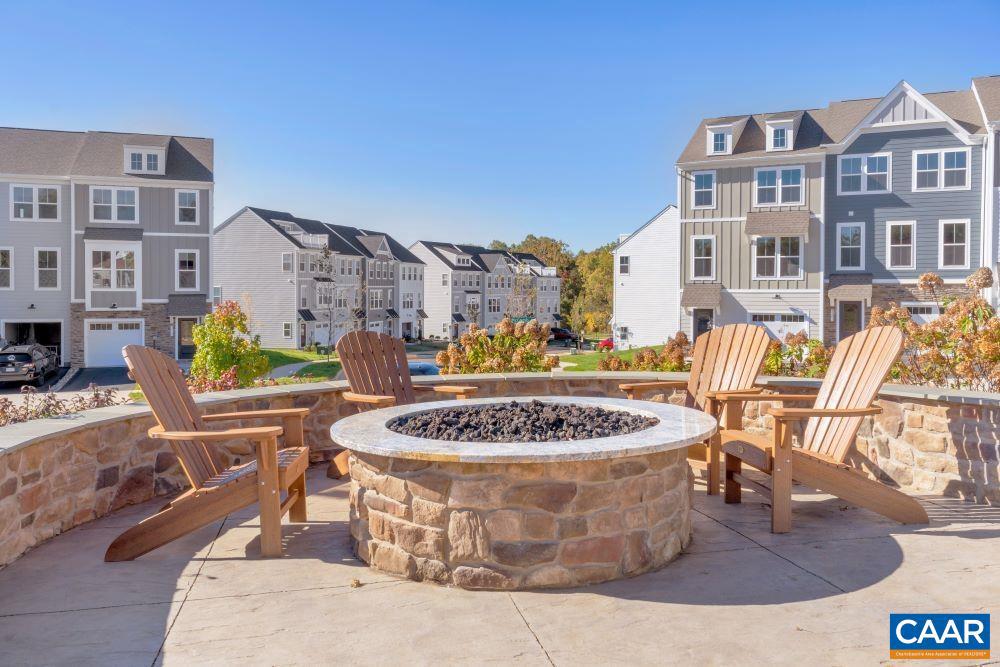 PLEASANT GREEN - Residential