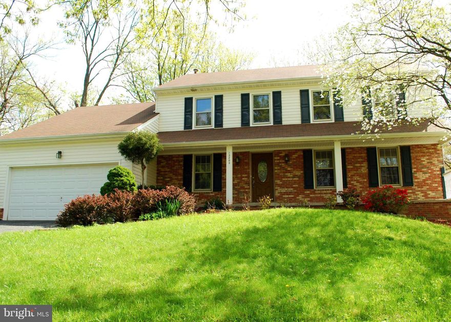 $449,900 over 3100 sqft, MUST SEE New Kitchen w/wood cabinets, granite counter tops & Stainless Steel appliances,  All HW on main level, FR w/wood burning brick FP leads out to deck and fenced in yard, Den w/Built In, Separate LR & DR, Updated 2.5 Baths, 4BR on upper level with fresh paint and new carpet, BR & Rec Room in basement w/storage,Close to ICC & Metro, Home Warranty, Open House 1-4pm SUN