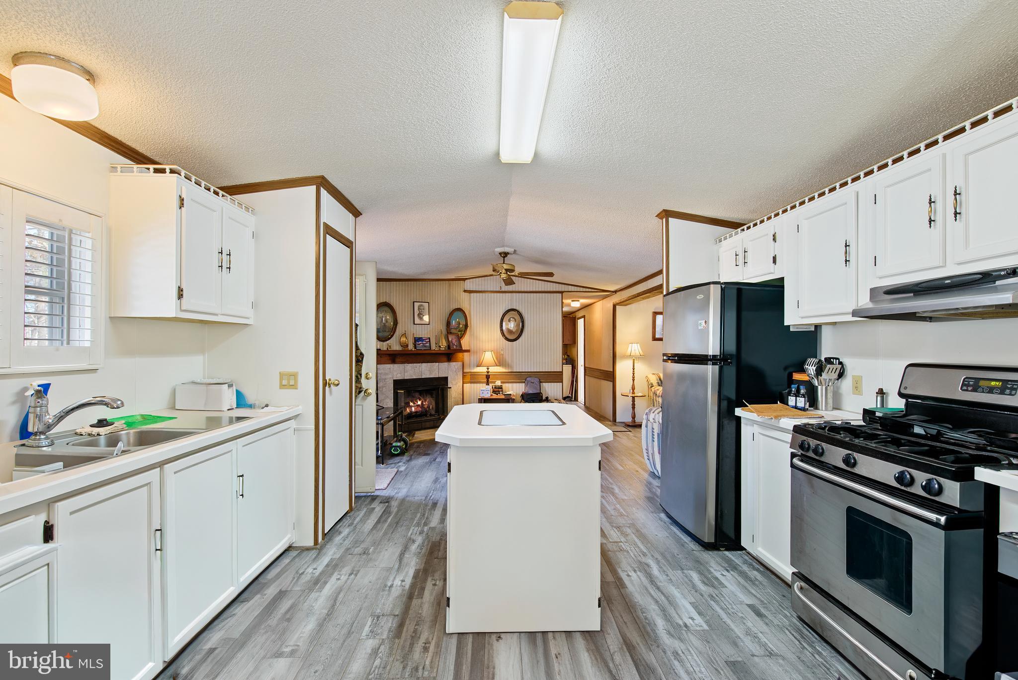 RIVER VILLAGE - Residential