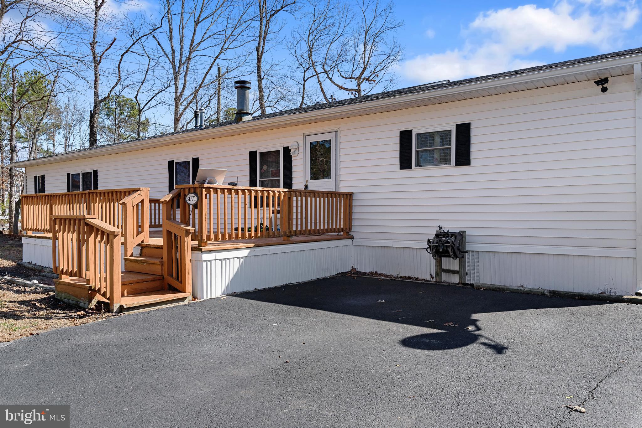 RIVER VILLAGE - Residential