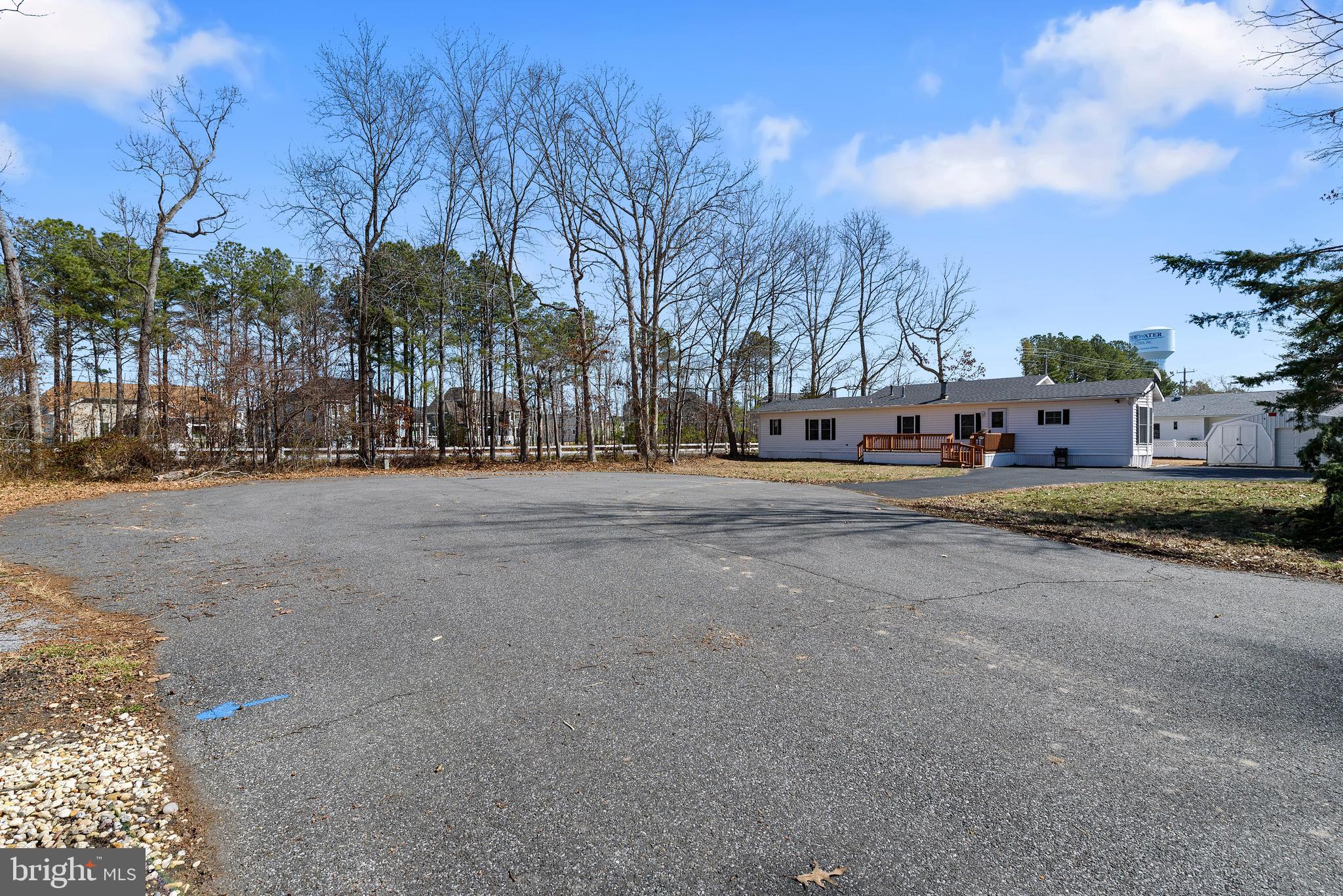 RIVER VILLAGE - Residential