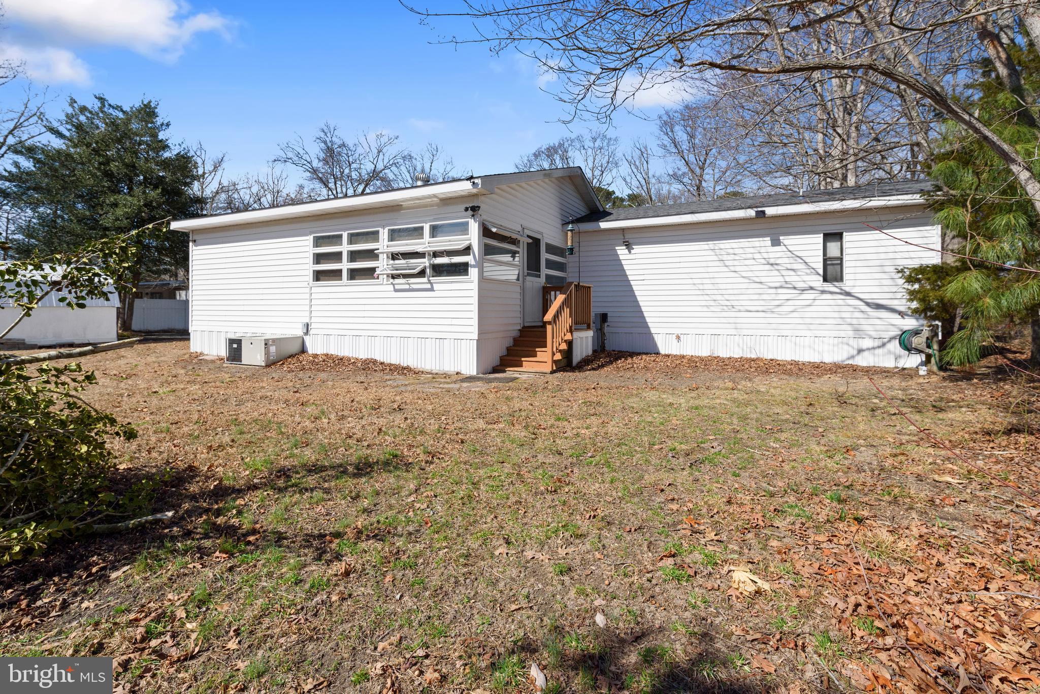 RIVER VILLAGE - Residential