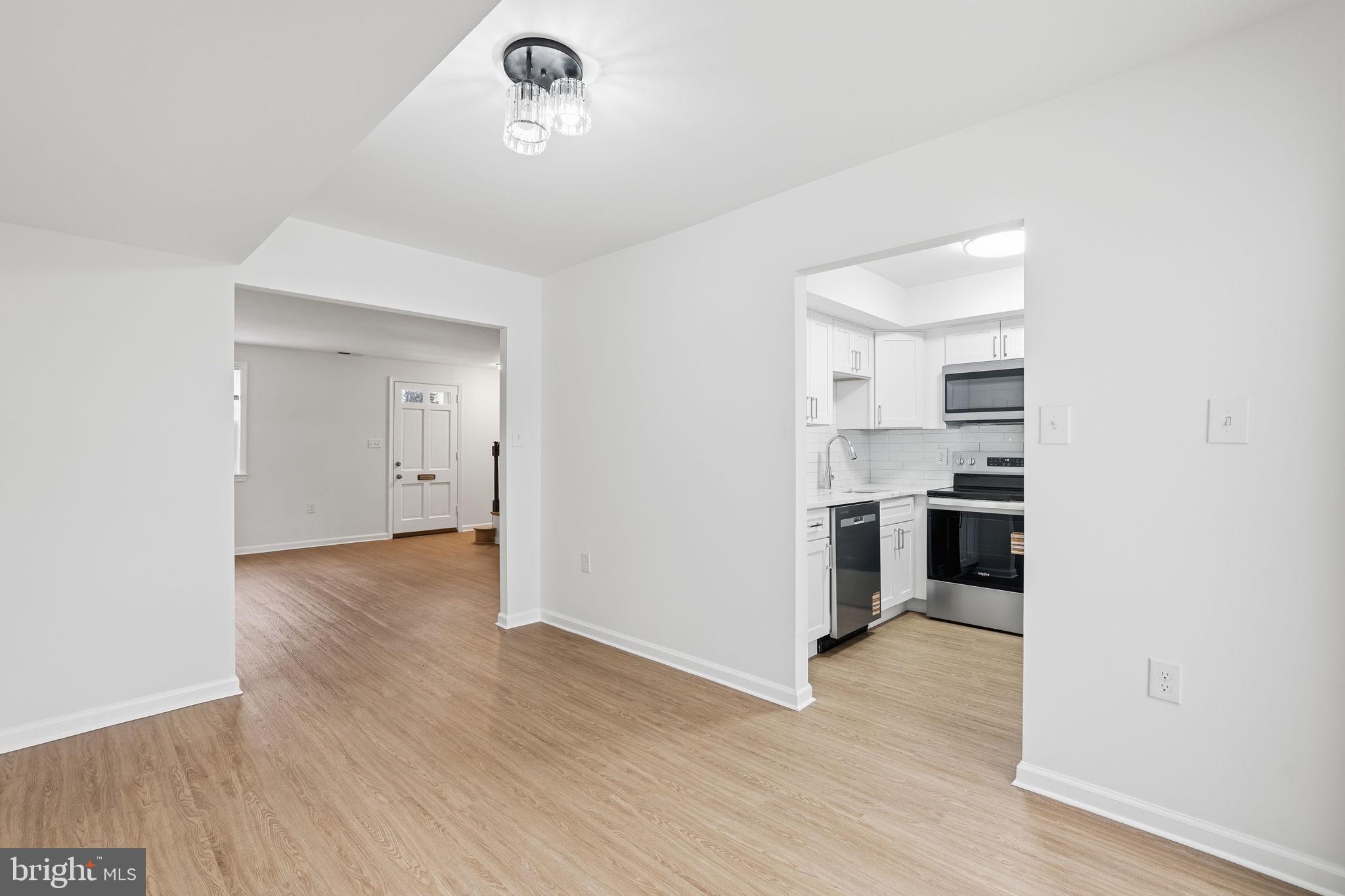 804 AZALEA DRIVE 16-804