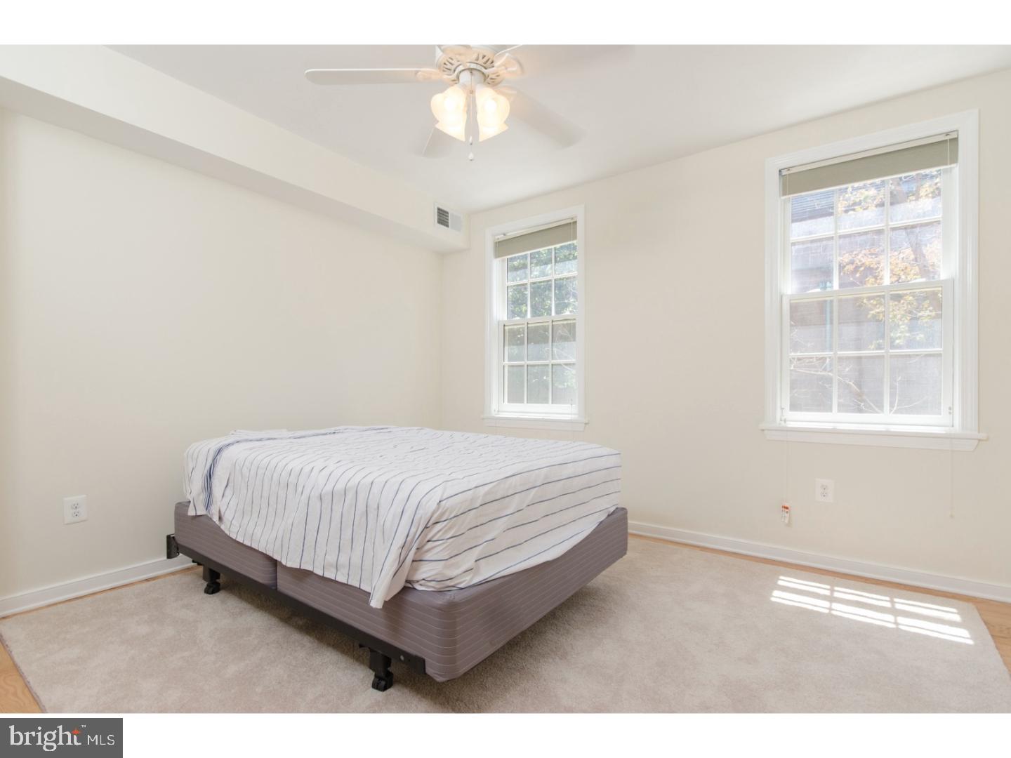 LOGAN SQUARE - Residential