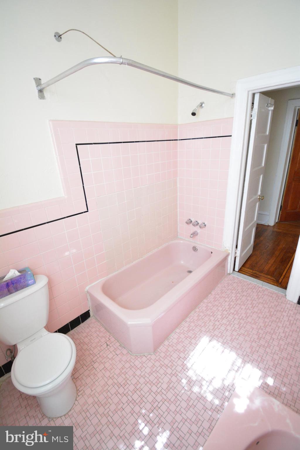 GERMANTOWN - Residential Lease