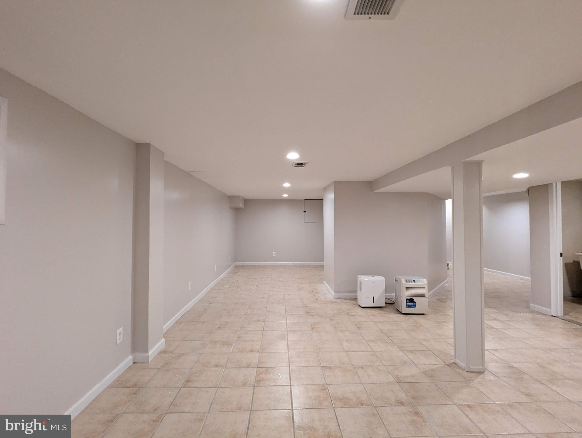 FALLSMEAD - Residential Lease