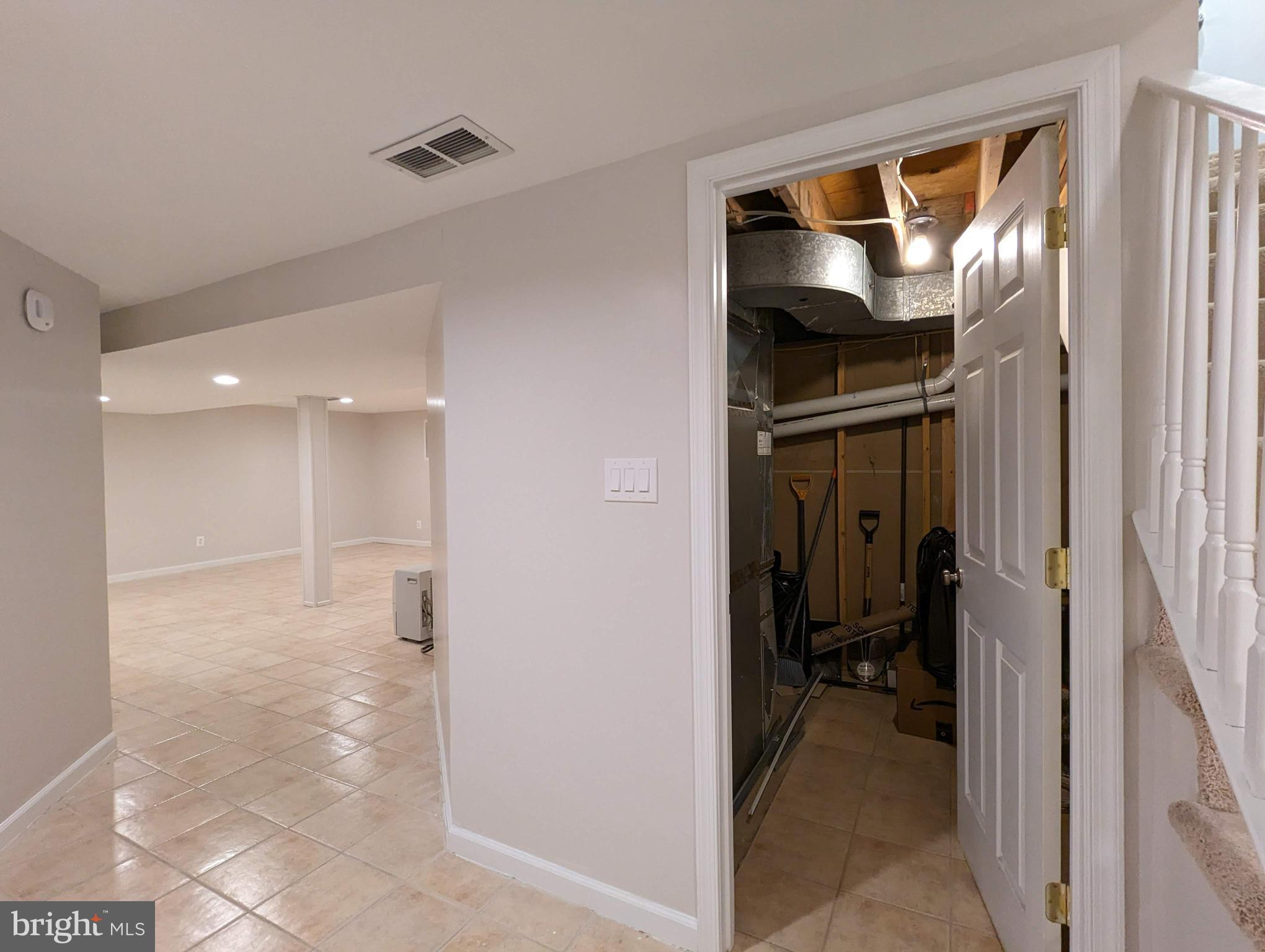 FALLSMEAD - Residential Lease