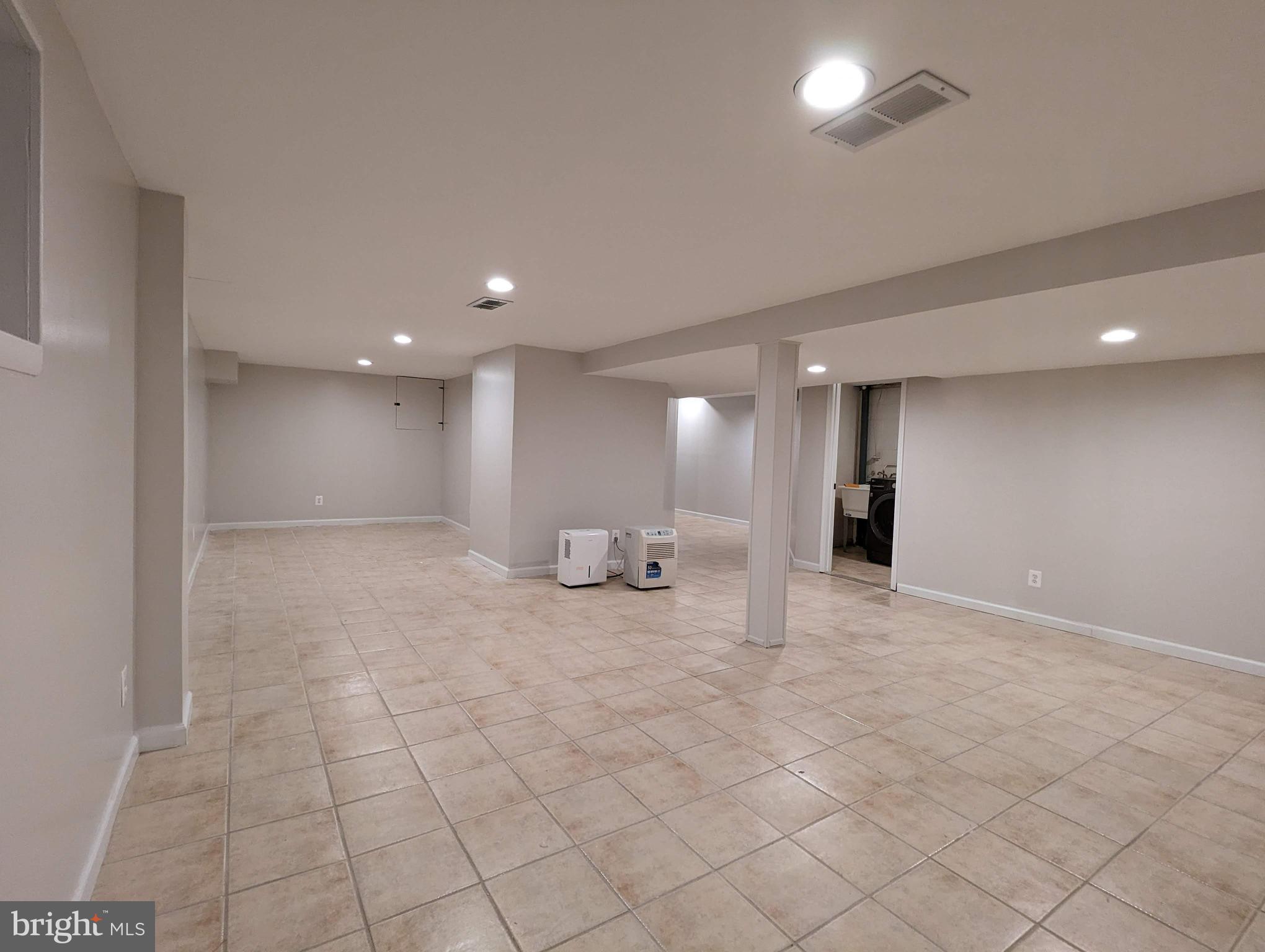 FALLSMEAD - Residential Lease