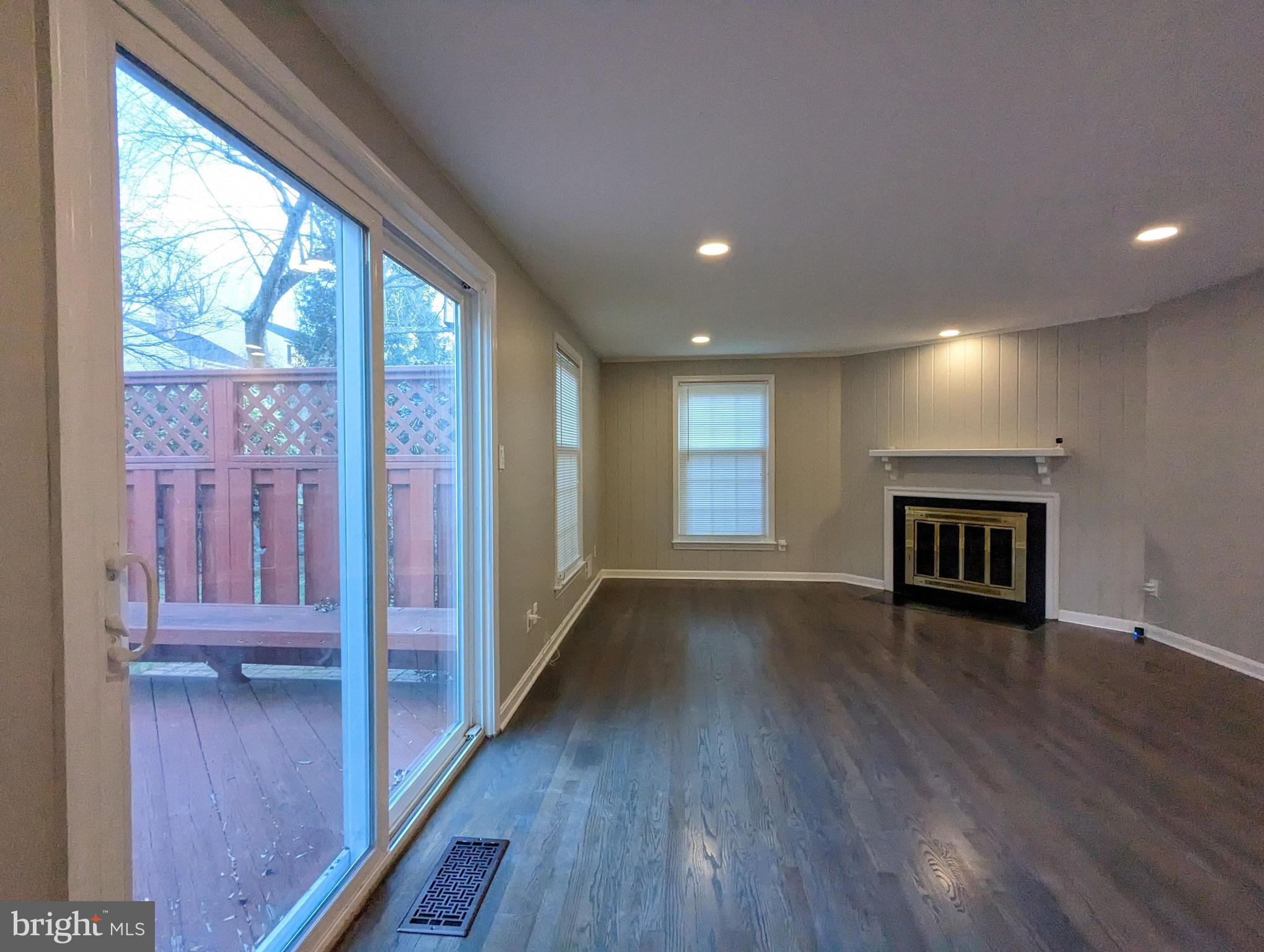 FALLSMEAD - Residential Lease