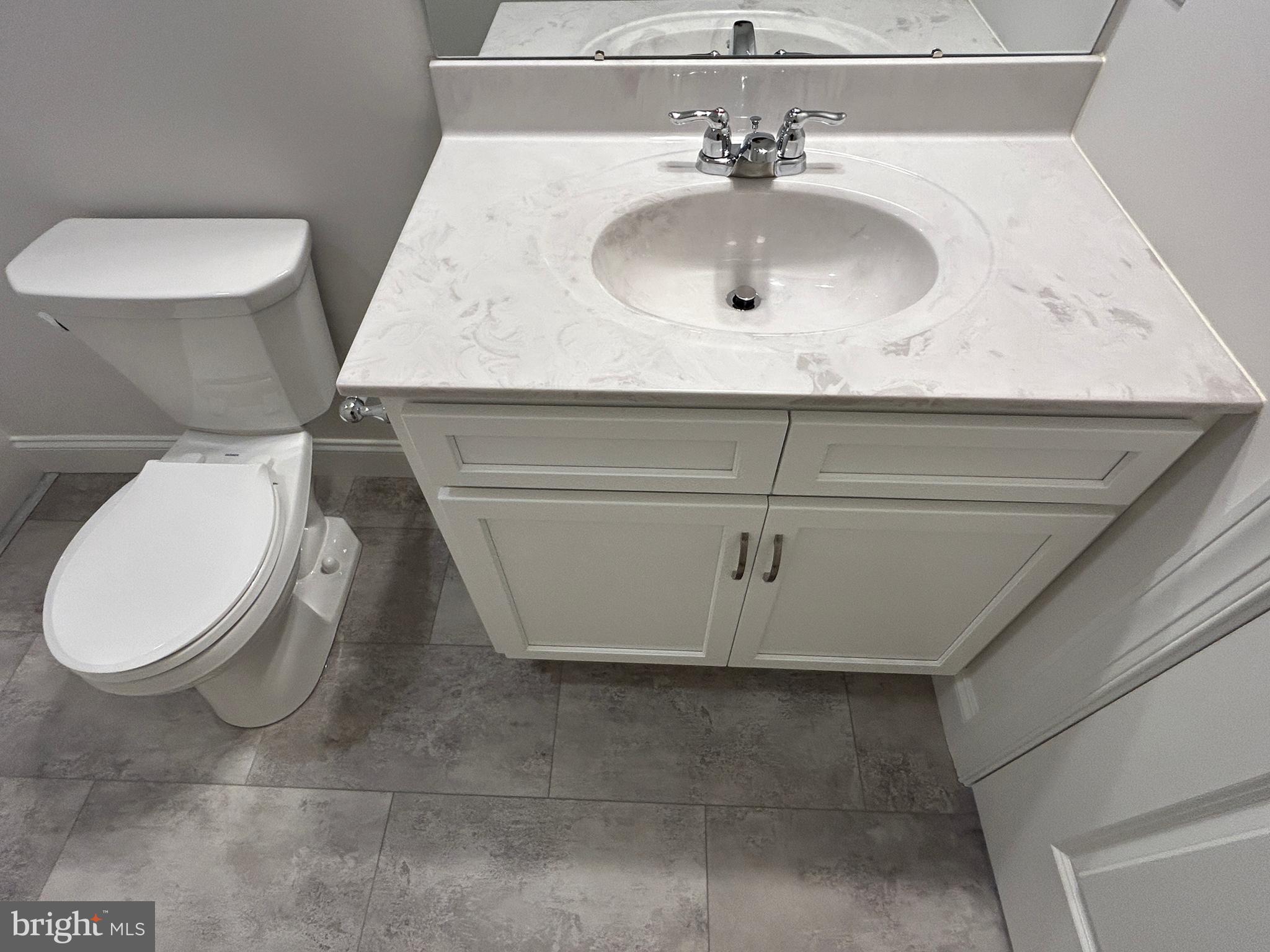 WOODLAND HILLS - Residential