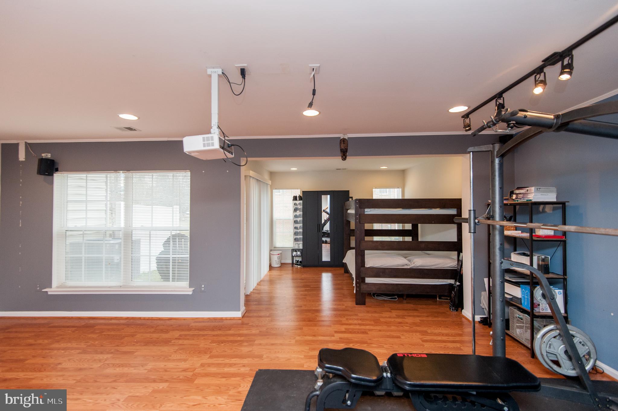 EMERSON - Residential