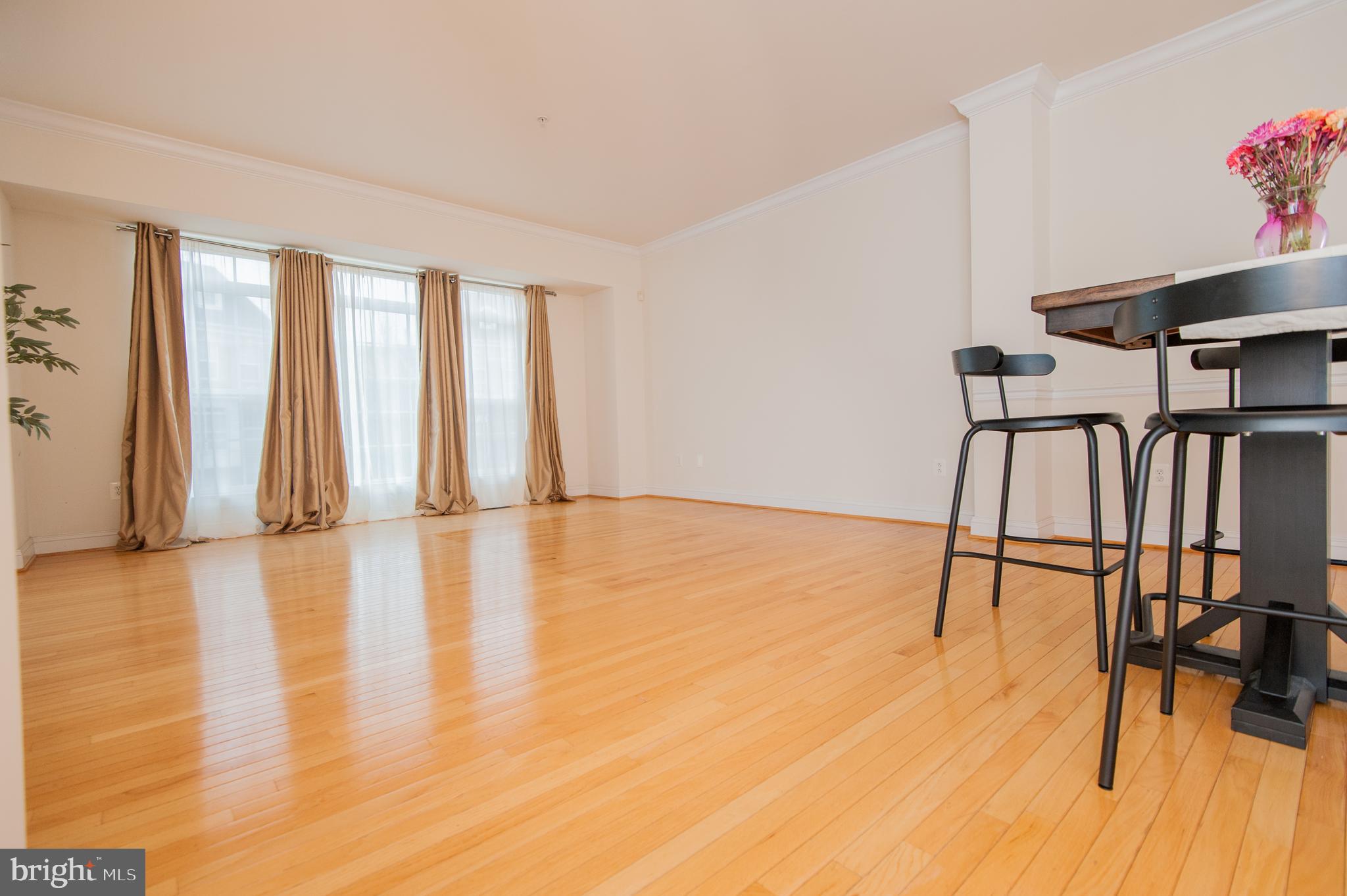 EMERSON - Residential