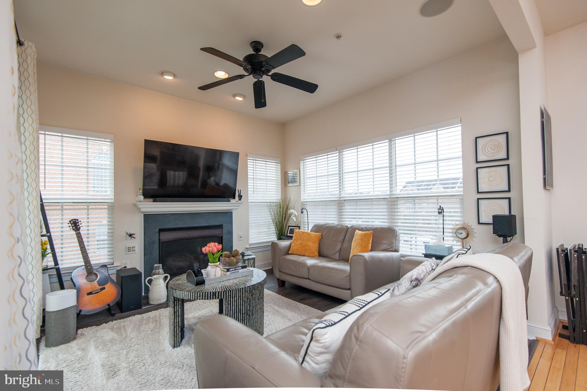 EMERSON - Residential