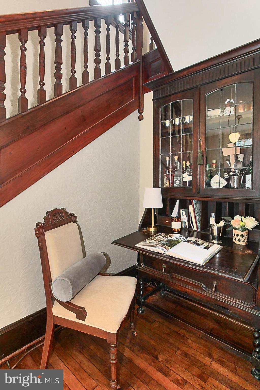 HILLWOOD - Residential