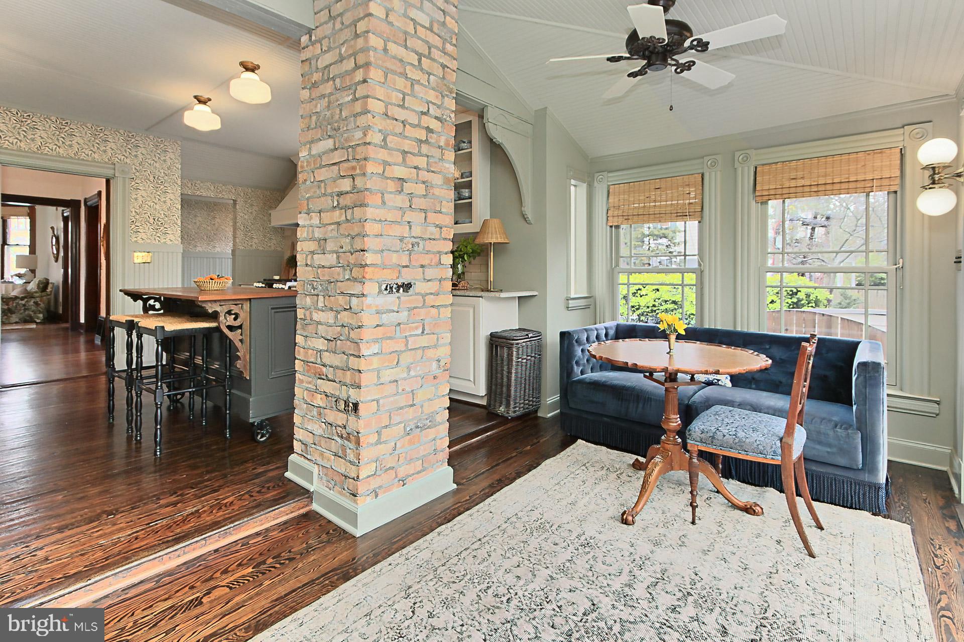 HILLWOOD - Residential