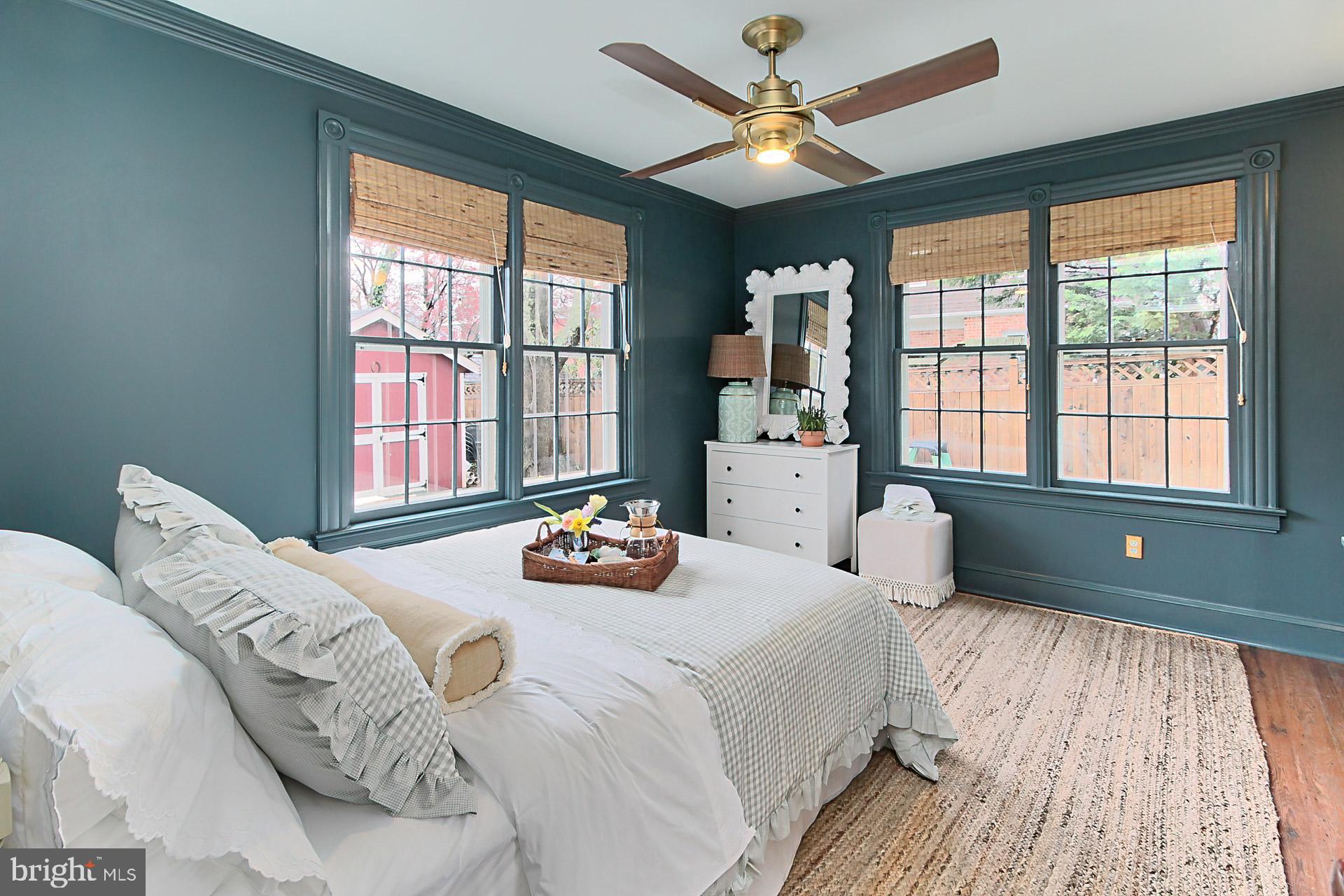 HILLWOOD - Residential