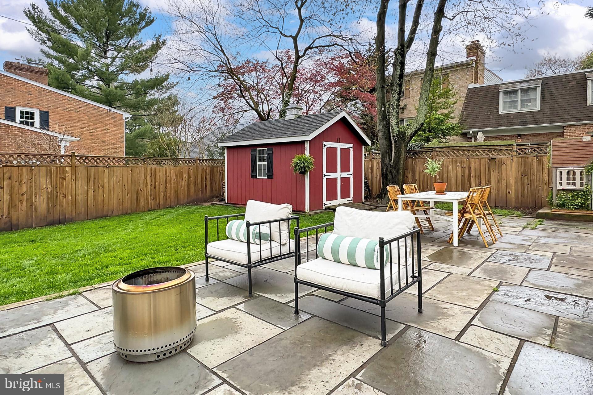 HILLWOOD - Residential