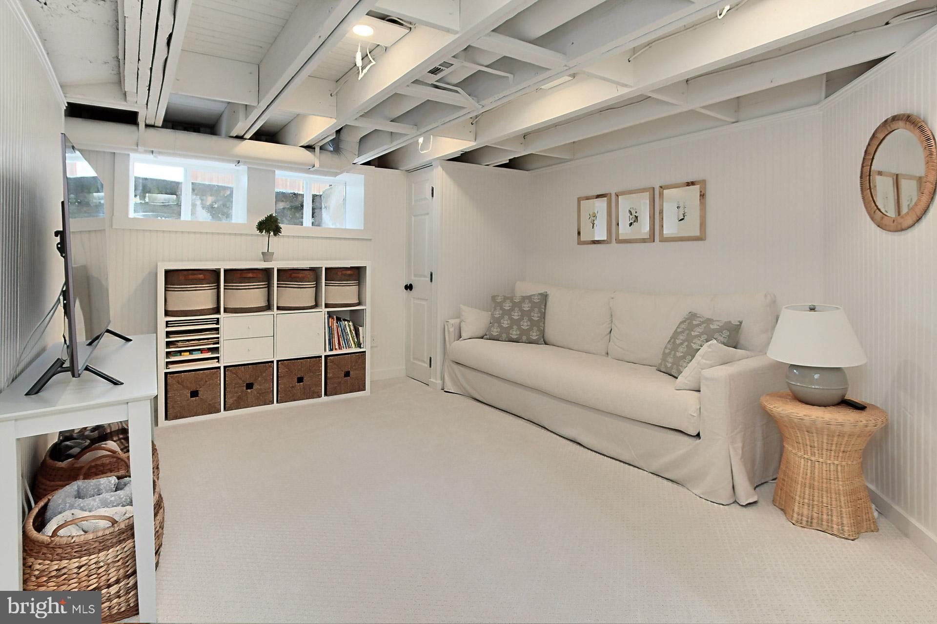 HILLWOOD - Residential