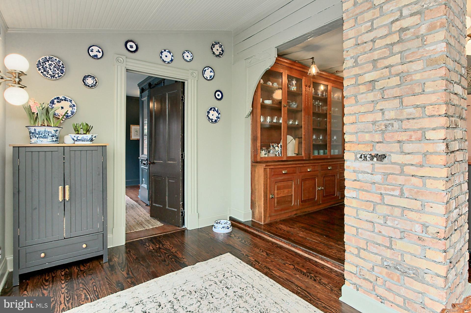 HILLWOOD - Residential