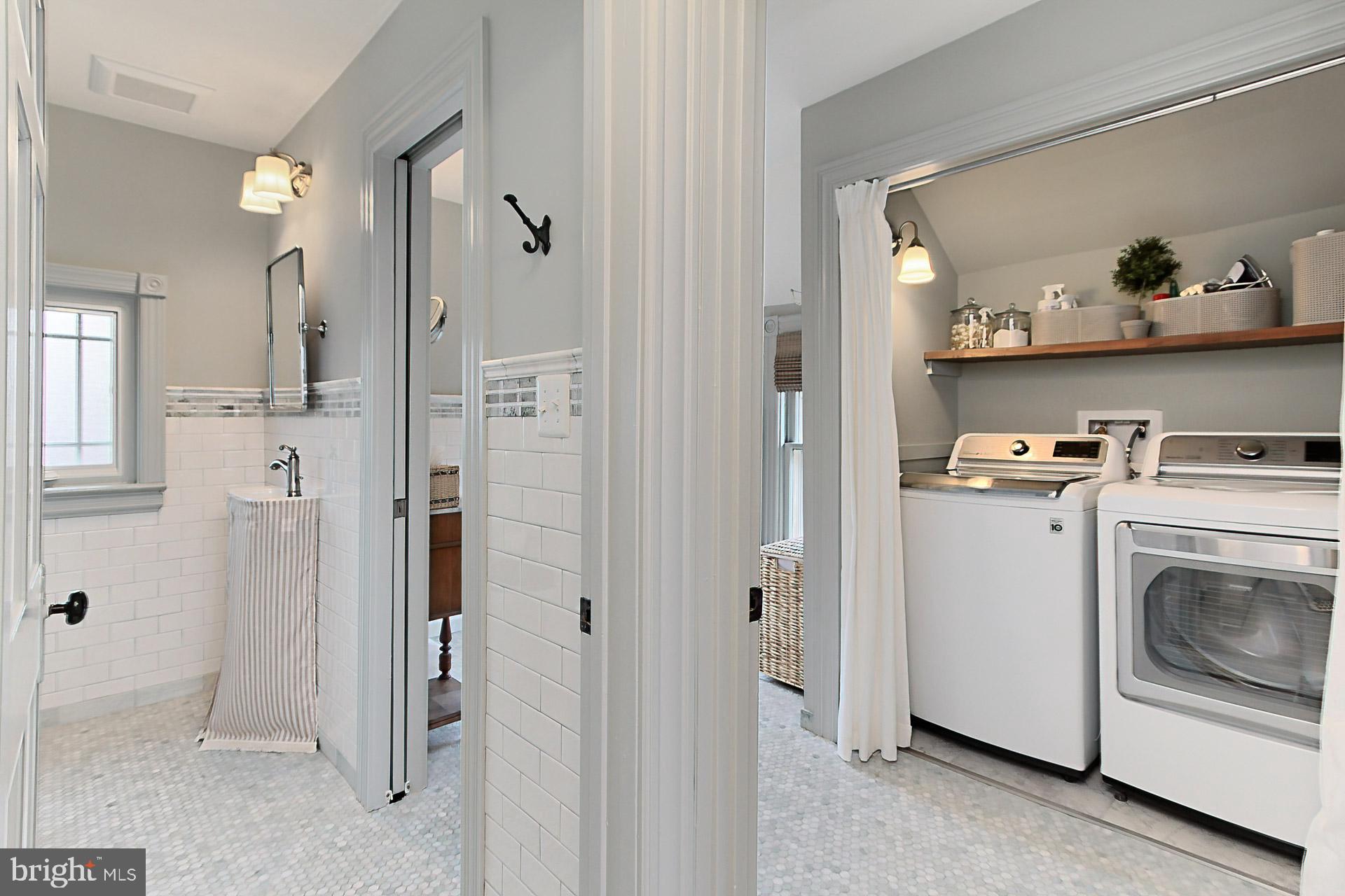 HILLWOOD - Residential