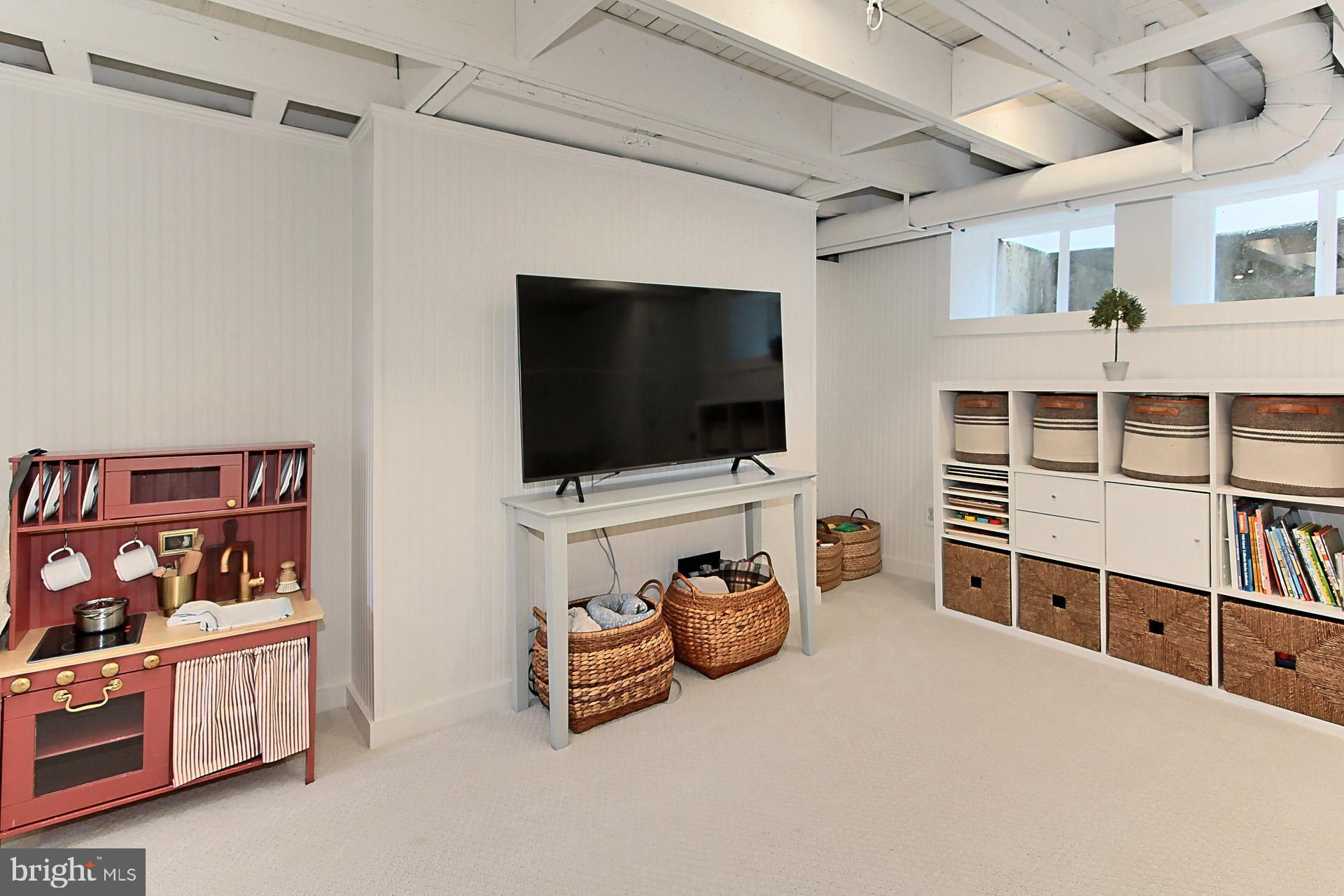 HILLWOOD - Residential