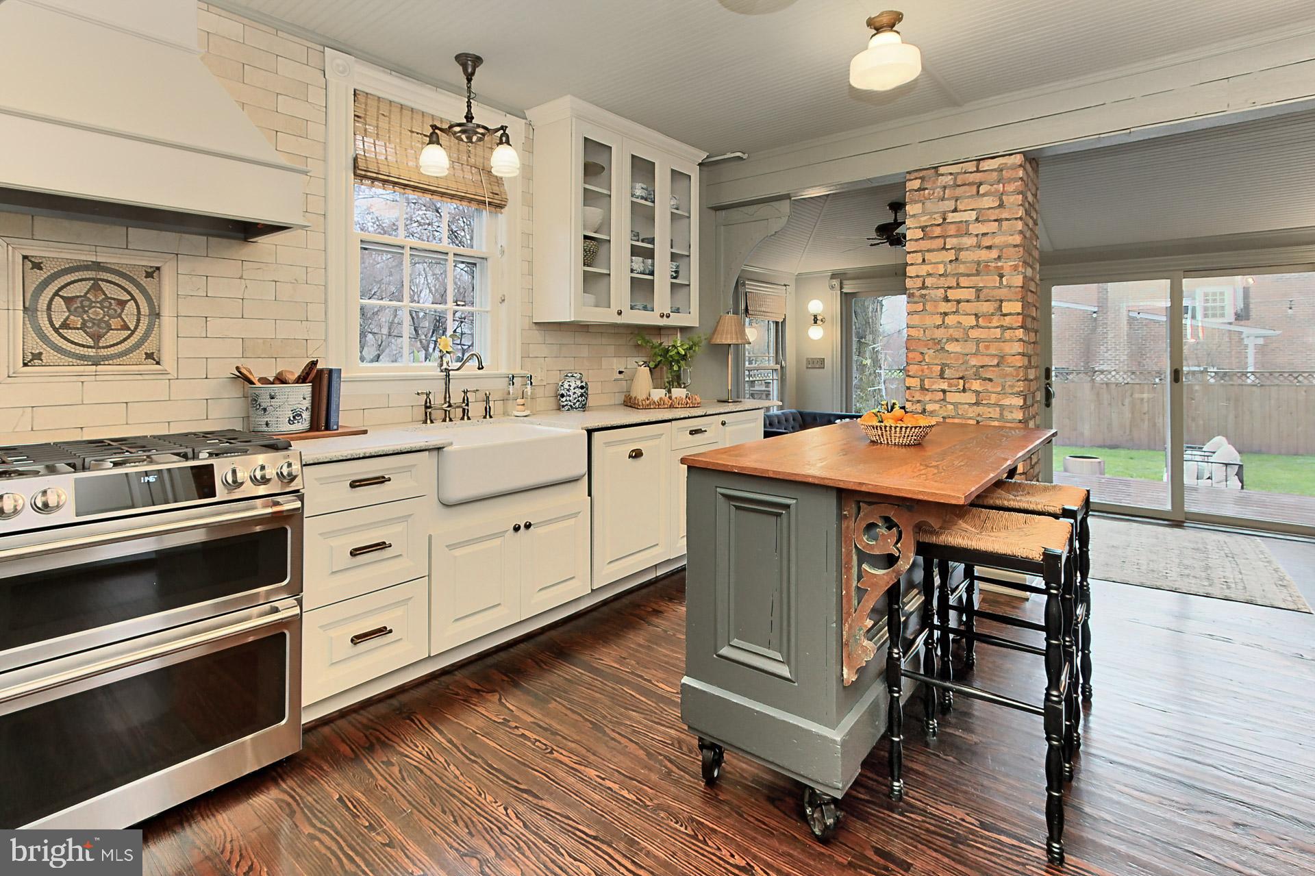 HILLWOOD - Residential