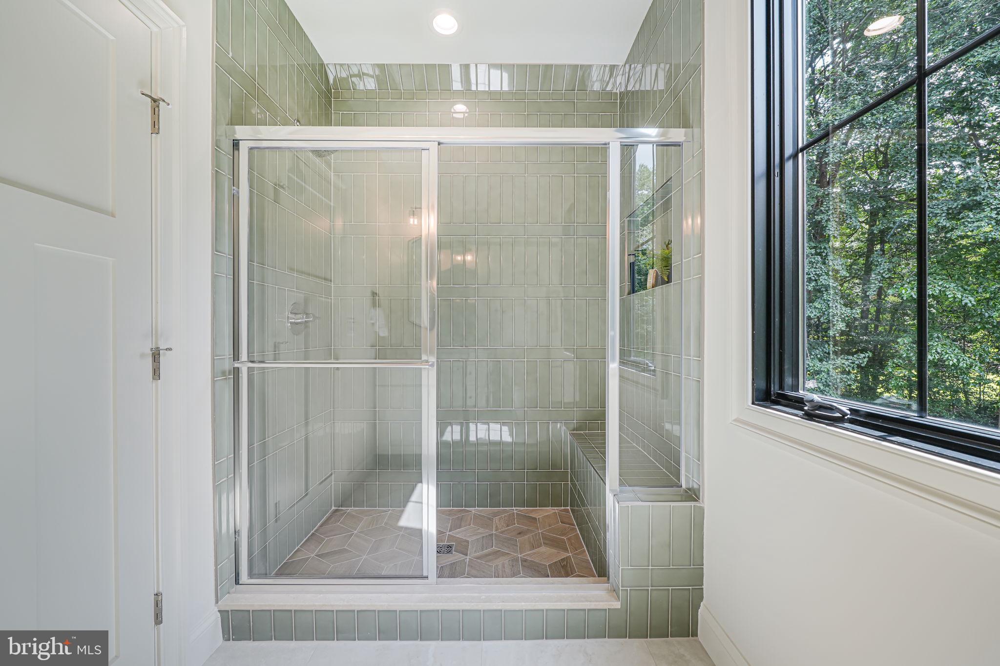 LITTLE VIENNA ESTATES - Residential